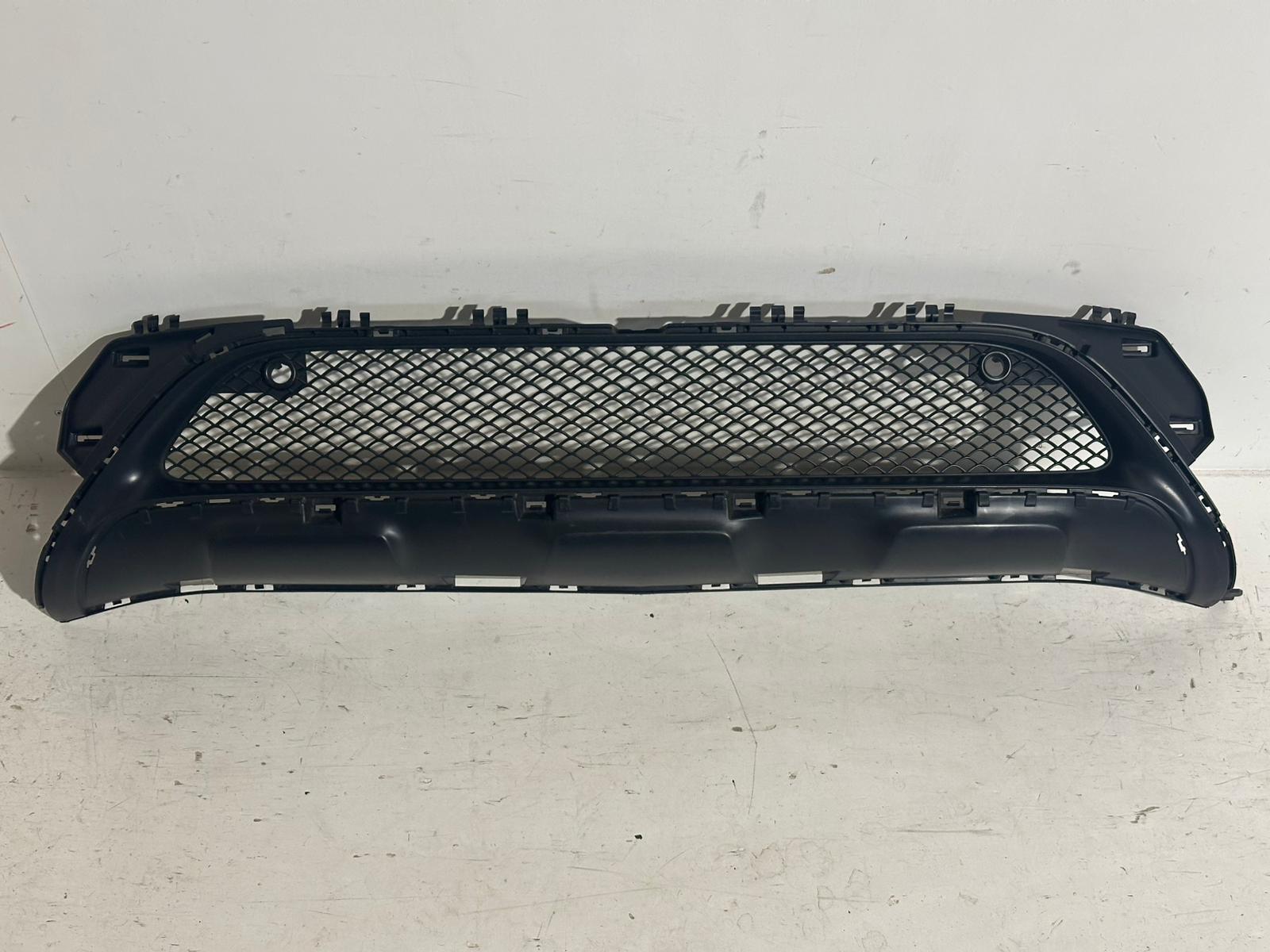 Mercedes-Benz Gla W156 AMG midden Grille A1568858600