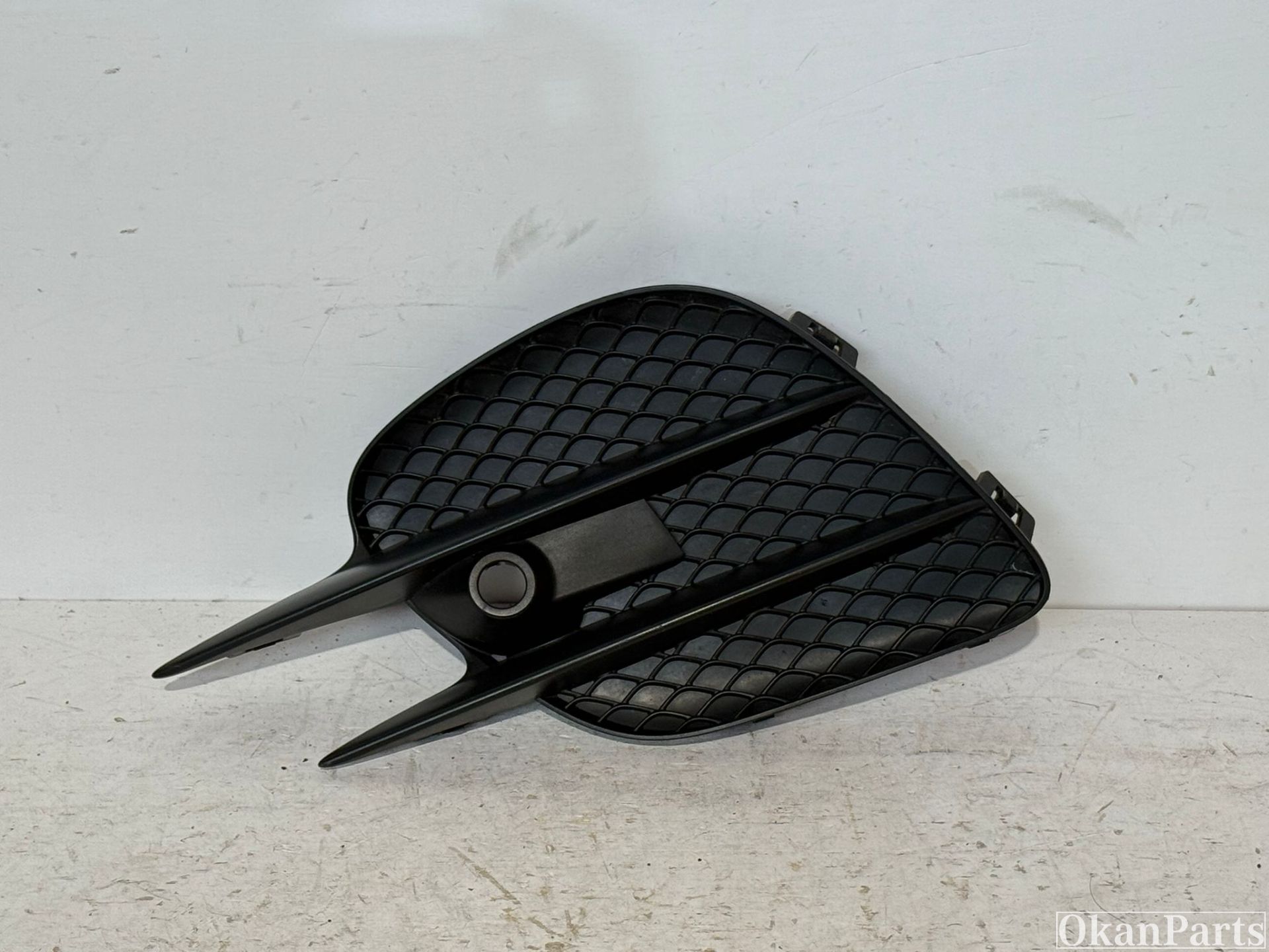 Mercedes-Benz GLC X253 fog lamp cover left A2538853500