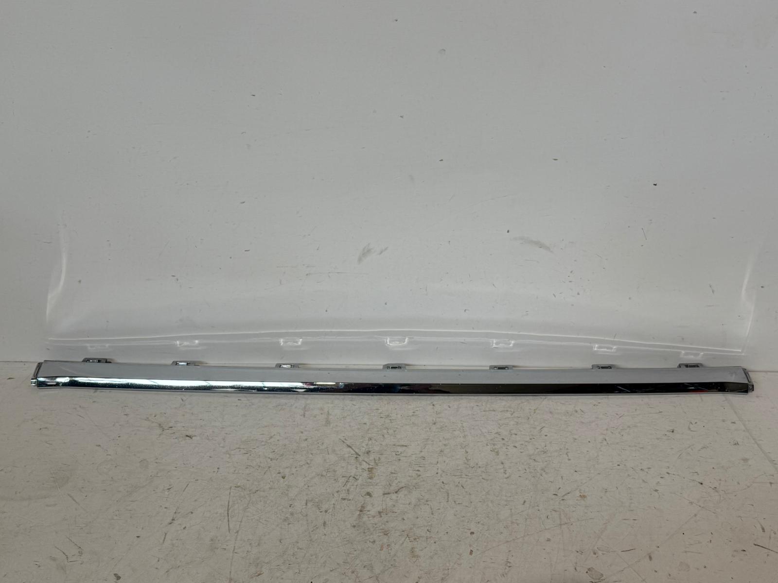 Volvo XC60 II Facelift voor bumperlijst Chrome 32234948