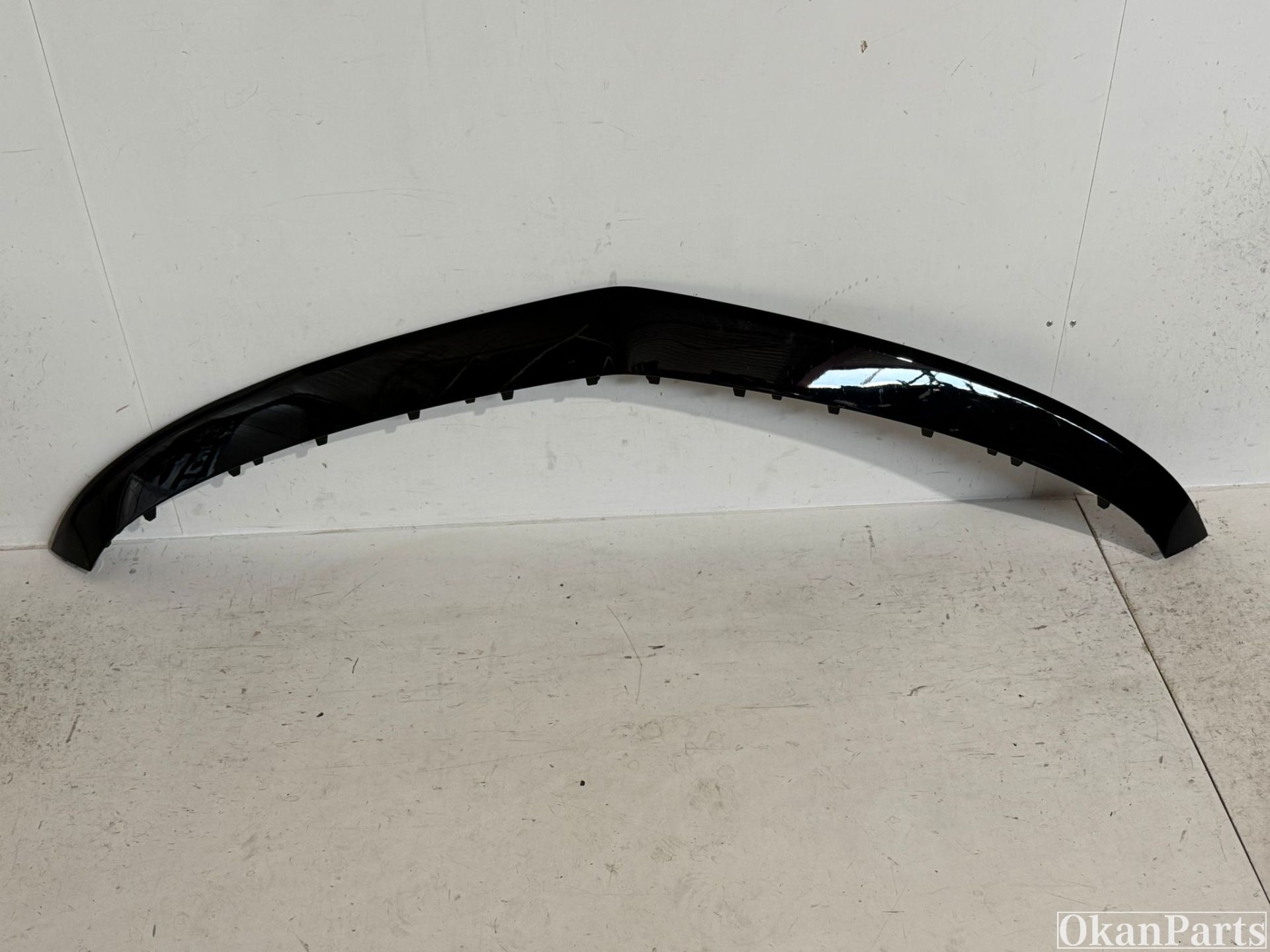 Opel Astra L Kühlergrillrahmen 9839947780