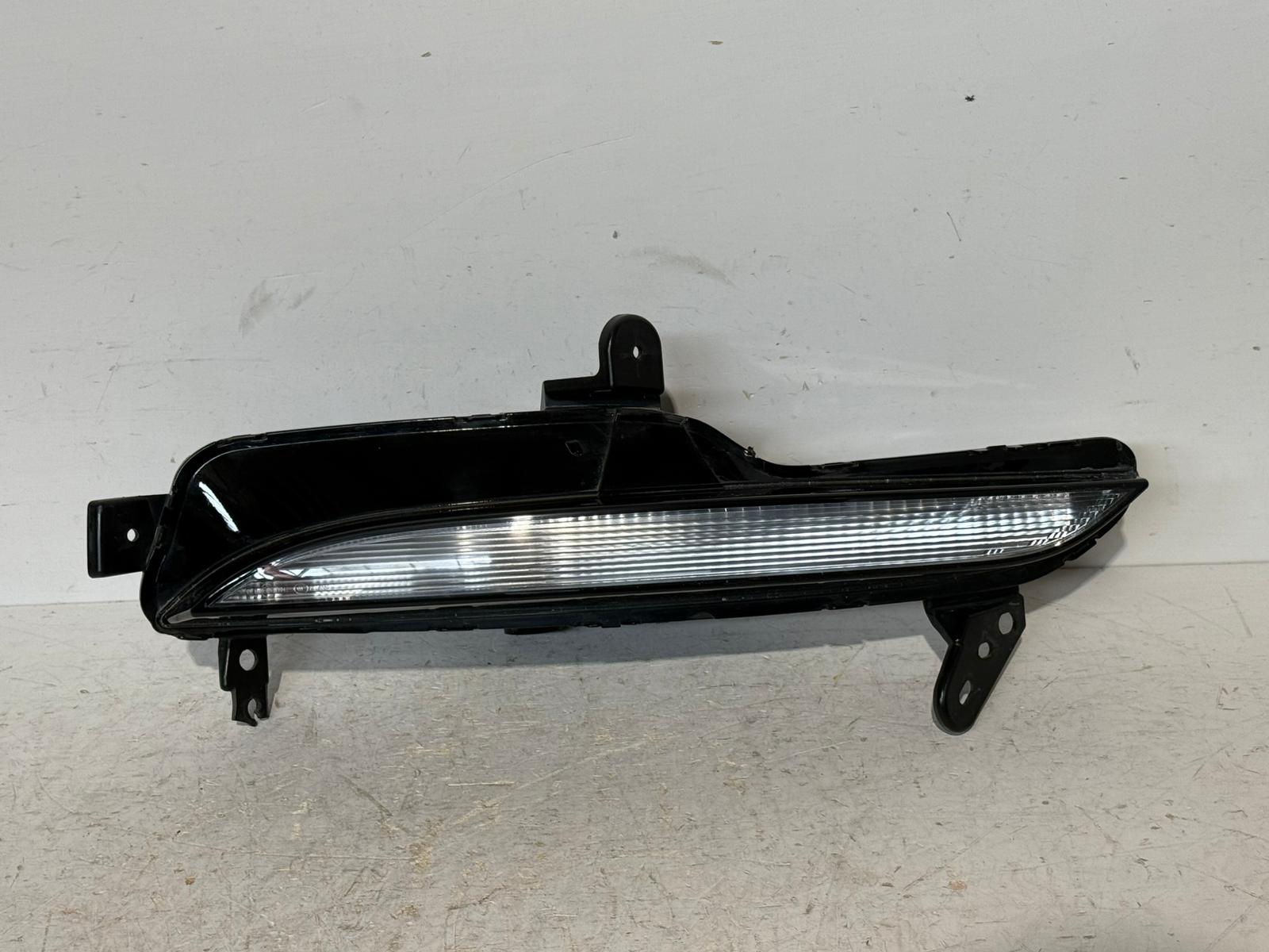 Renault Megane IV right turn signal light right 261306376R
