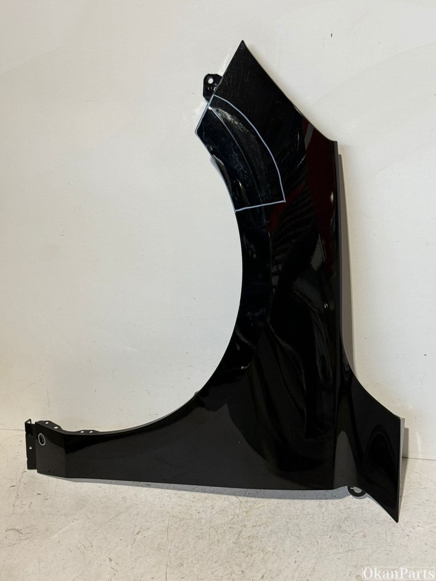 Panneau latéral gauche avant gauche pour Ford Focus IV JX7BA16016AD