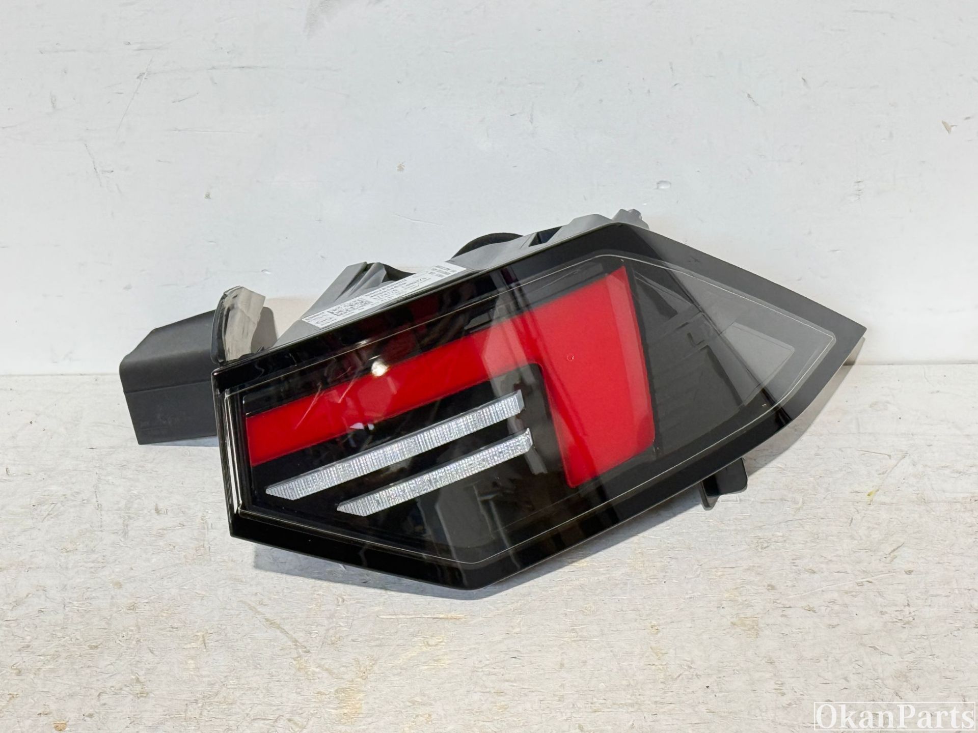 Opel Astra L LED rechter achterlicht rechts 9857838980