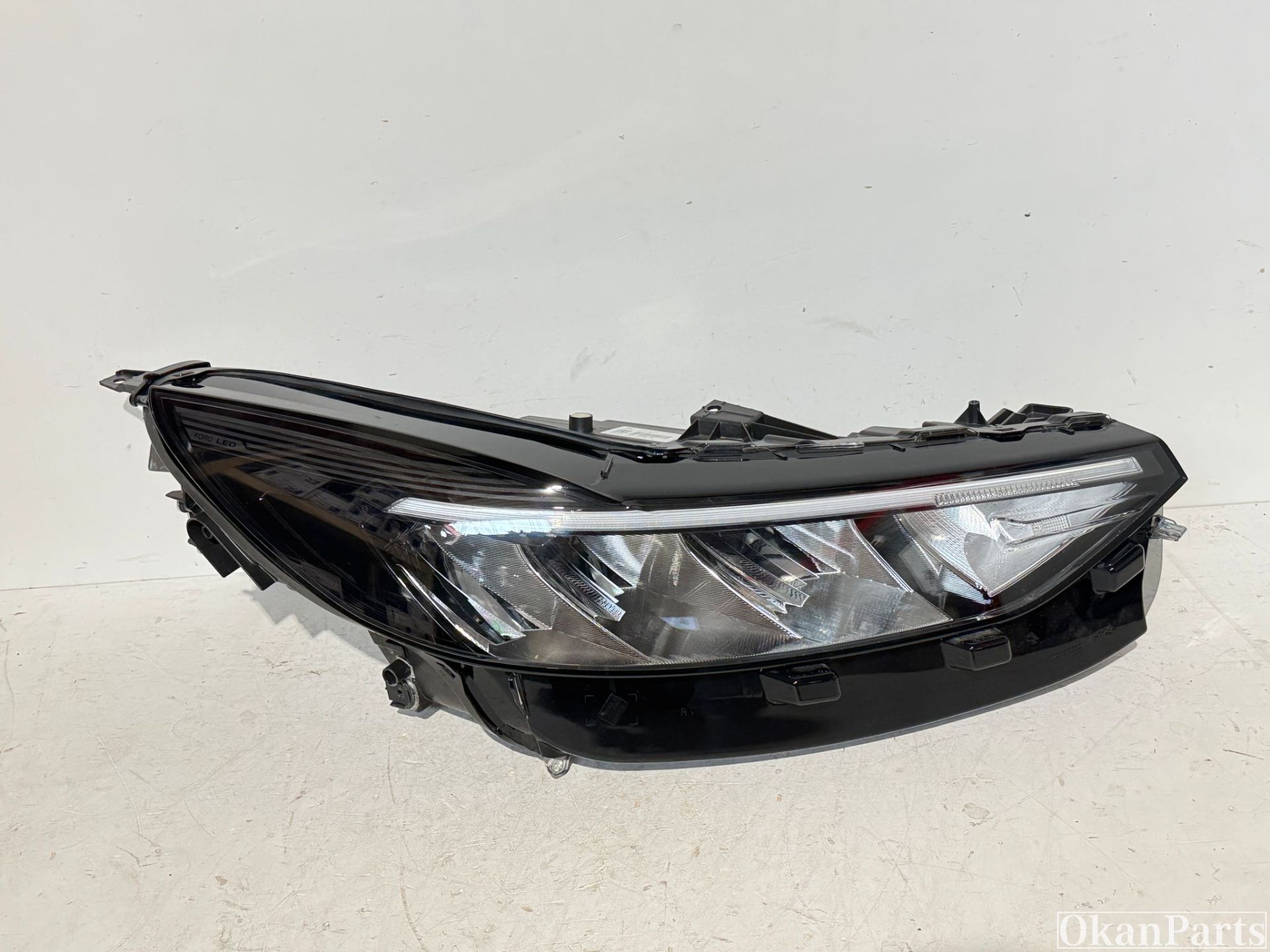 Ford Kuga III Facelift LED headlight right PV4B-13E014-CE