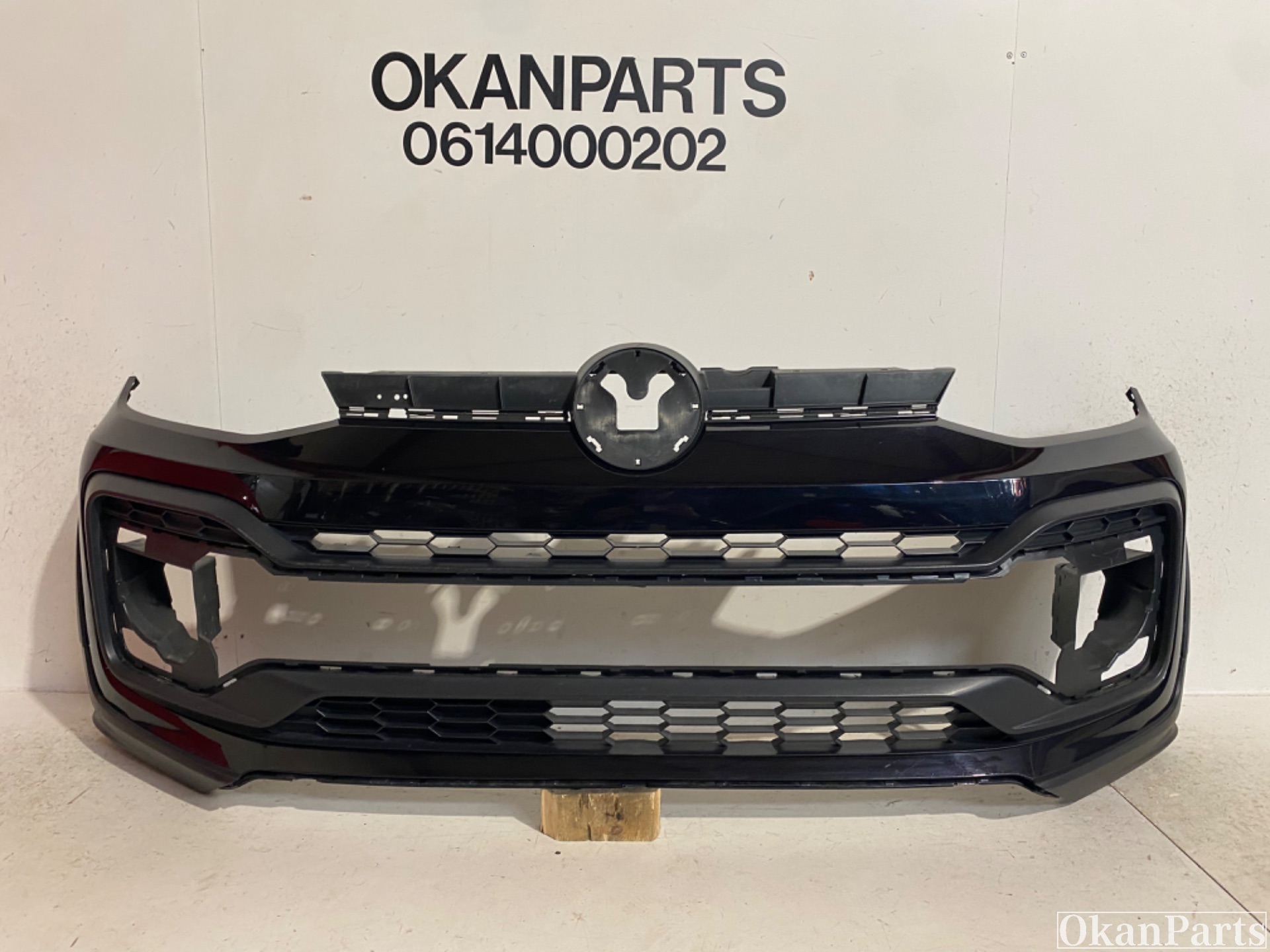 VW Volkswagen Up! Cross Frontstoßstange 1S0807221H