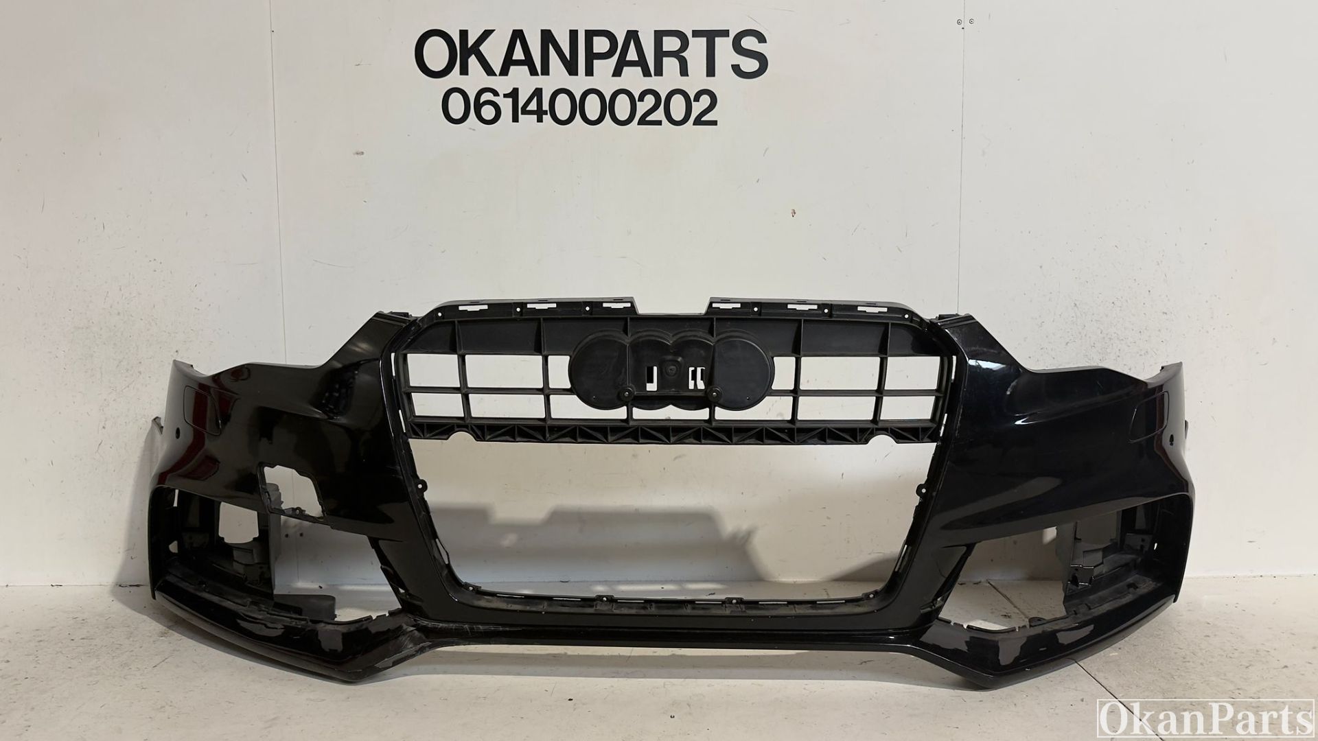 Audi A5 8T S-line Competition Plus Frontstoßstange 8T0807437AT