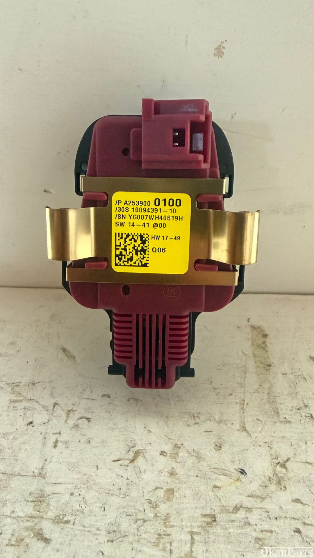 Mercedes-Benz rain sensor A2539000100
