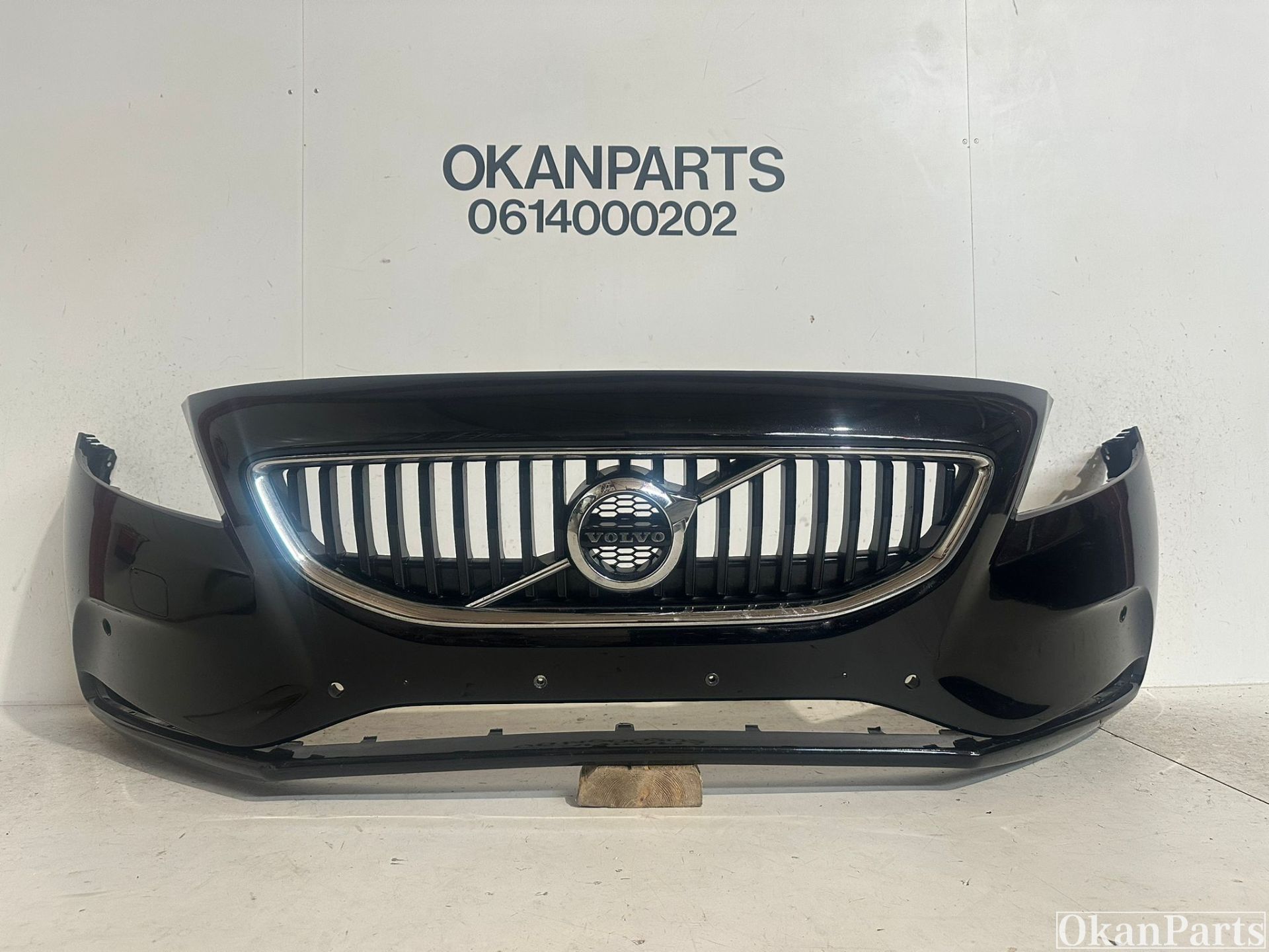 Volvo V40 Frontstoßstange 31283732