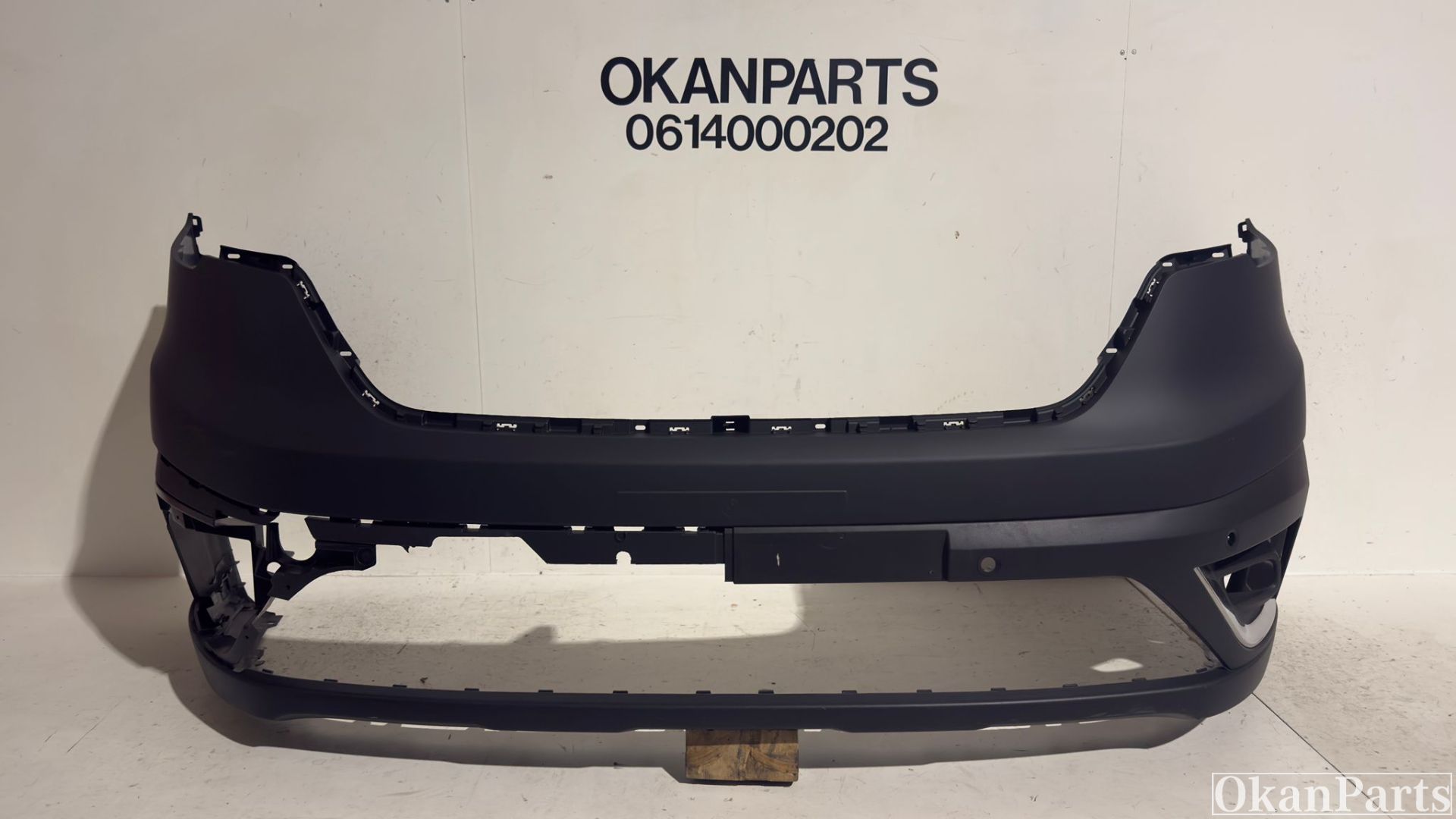 Renault Trafic III Facelift Frontstoßstange 620226941R