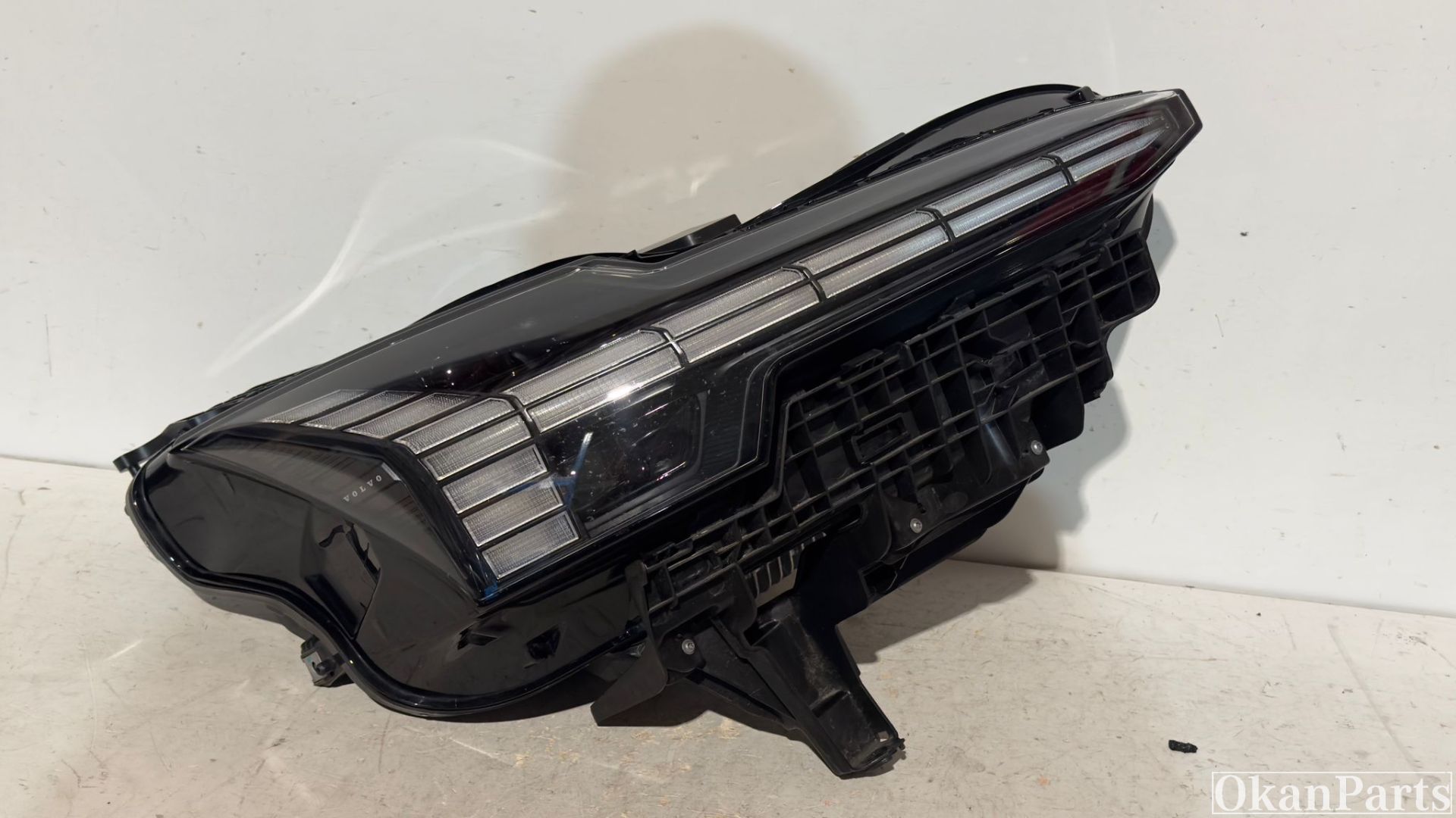 Volvo EX30 LED right headlight right 80000628