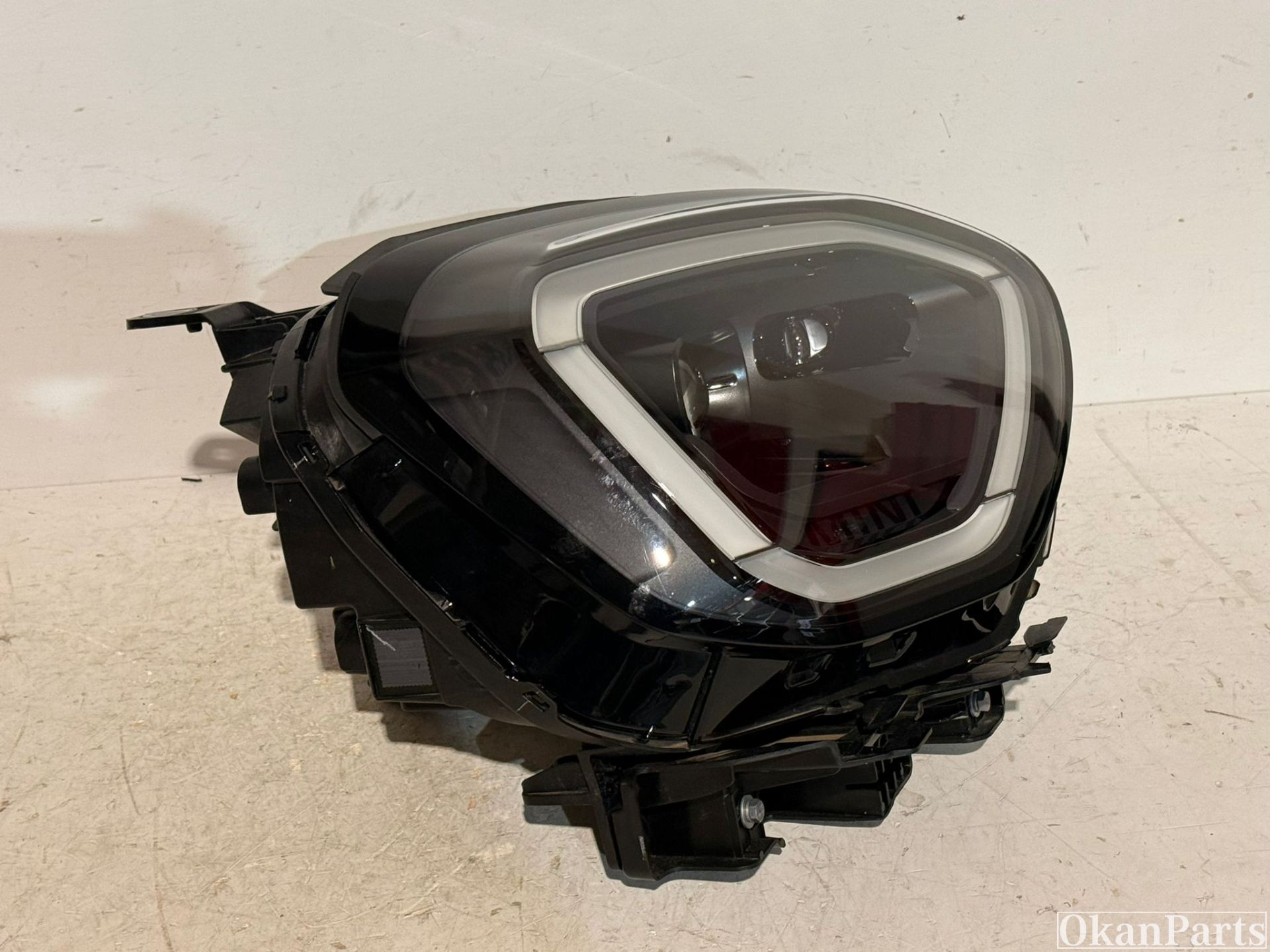 Phare droit à LED Mini Aceman J05 4121147XNY03A