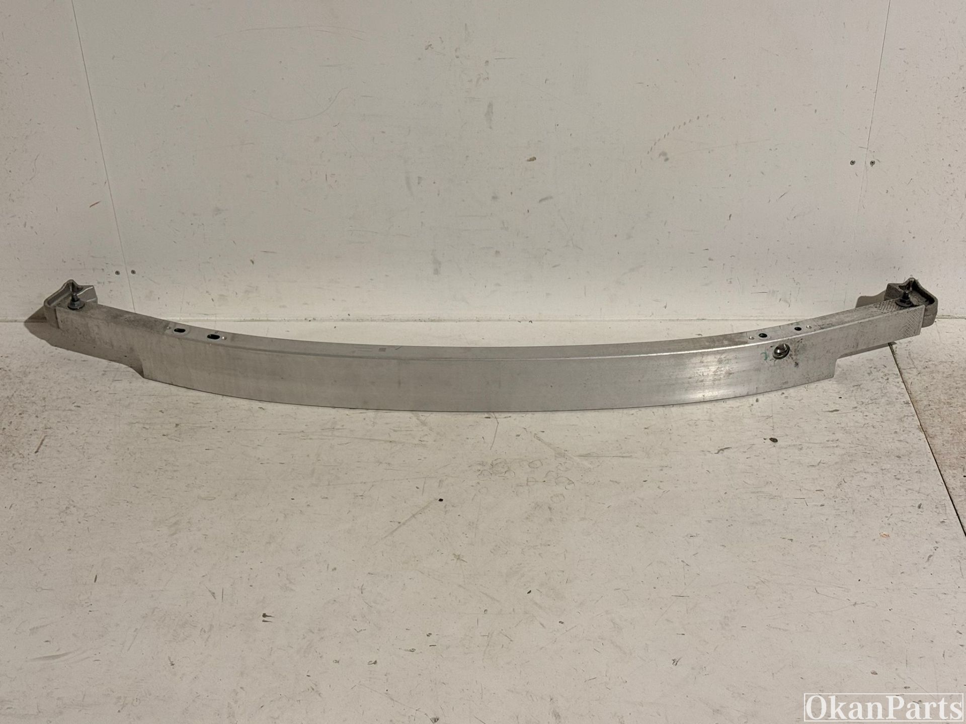 Tesla Model Y voor bumperbalk 1687601-00-E