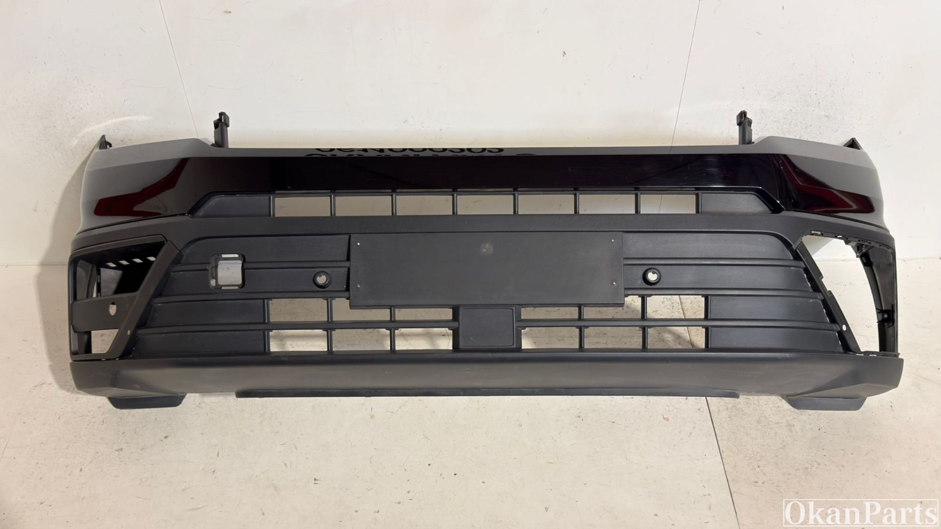 Volkswagen Crafter Front Bumper 7C0807221