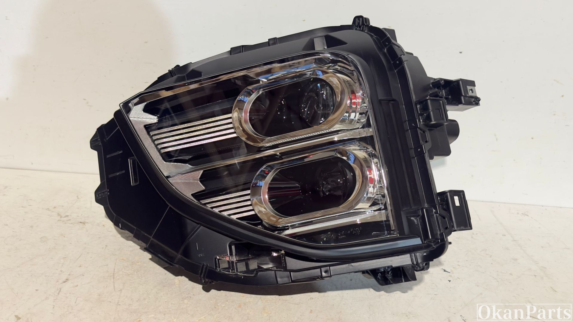 Mitsubishi Eclipse Cross Facelift LED linker koplamp links
