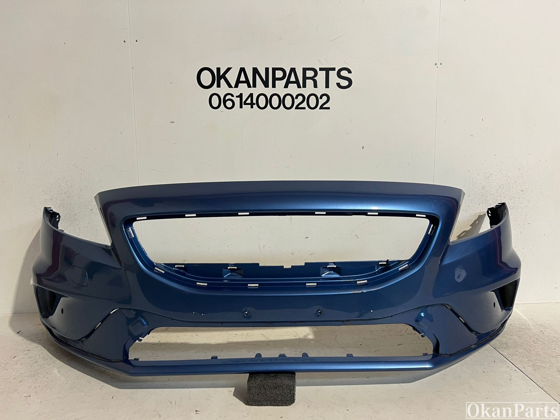 Volvo V40 R-Design front bumper 31347085