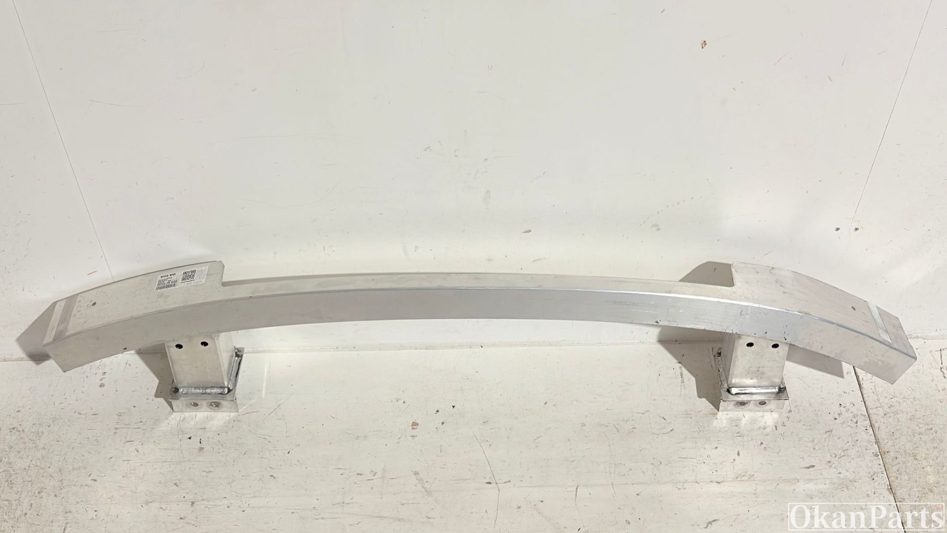 Unterer Stoßfängerträger für Volvo EX90, Teilenummer 32283959