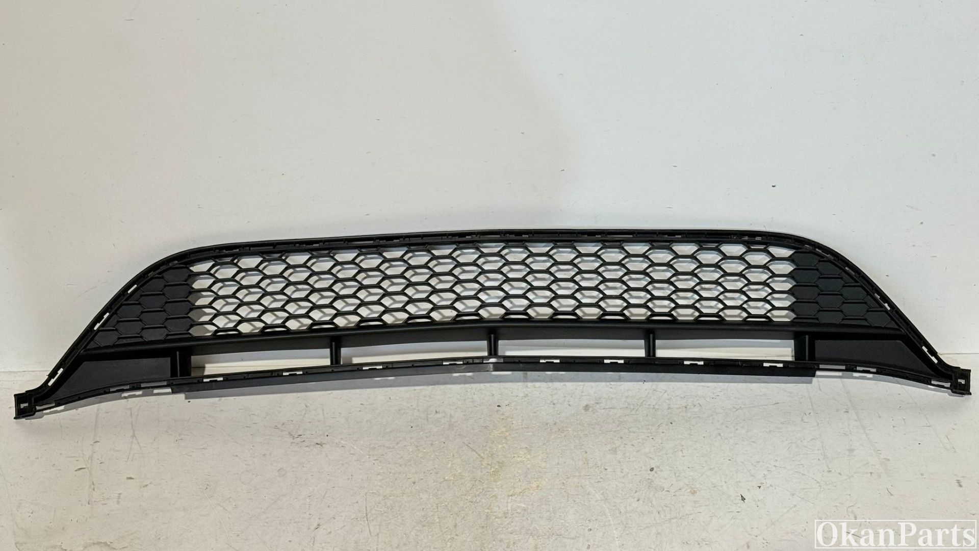 Mercedes-Benz A-klasse W177 AMG onder Grille A1778859100