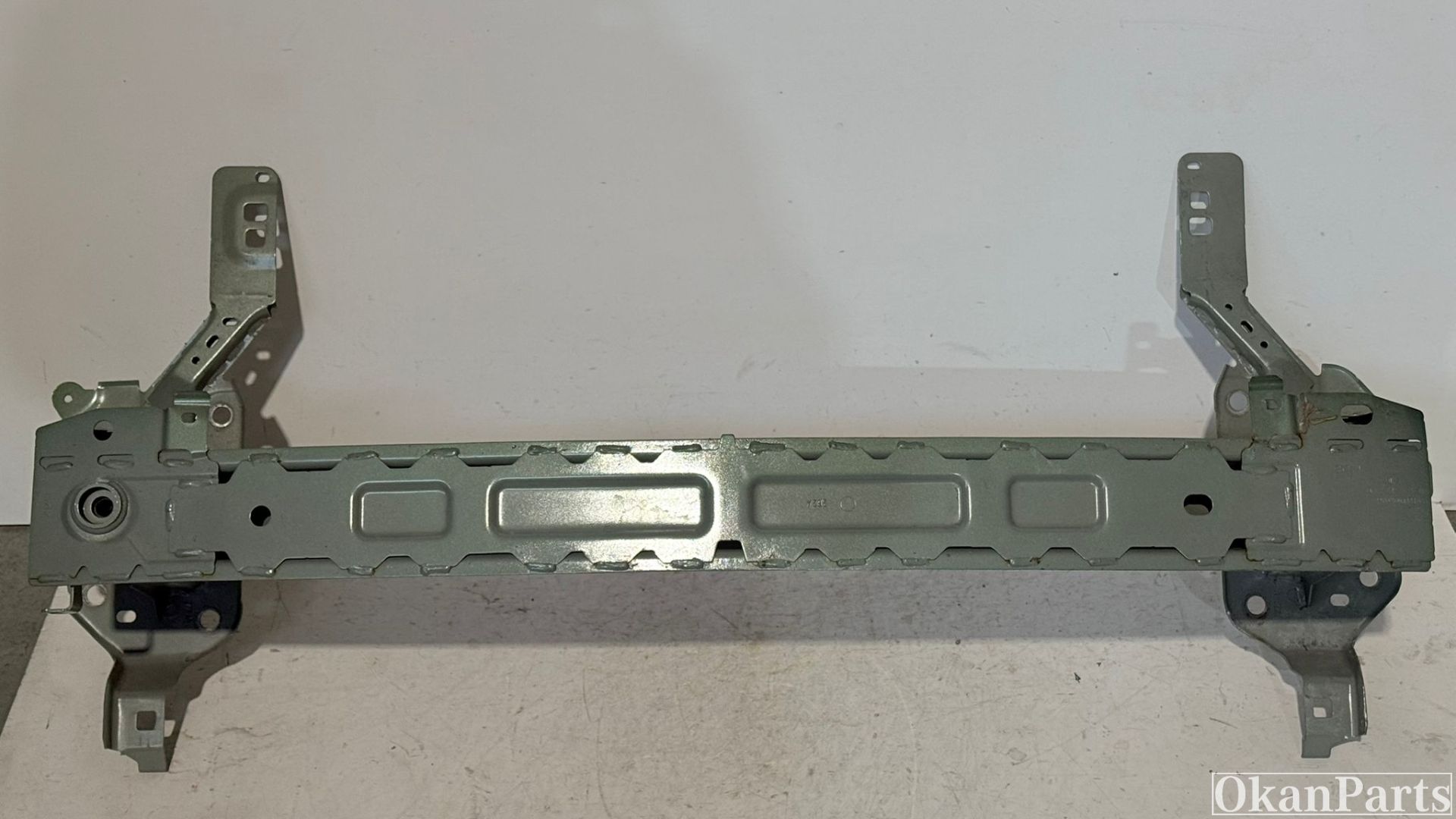 Ford Kuga III voor bumperbalk LX6B-109A26-BD
