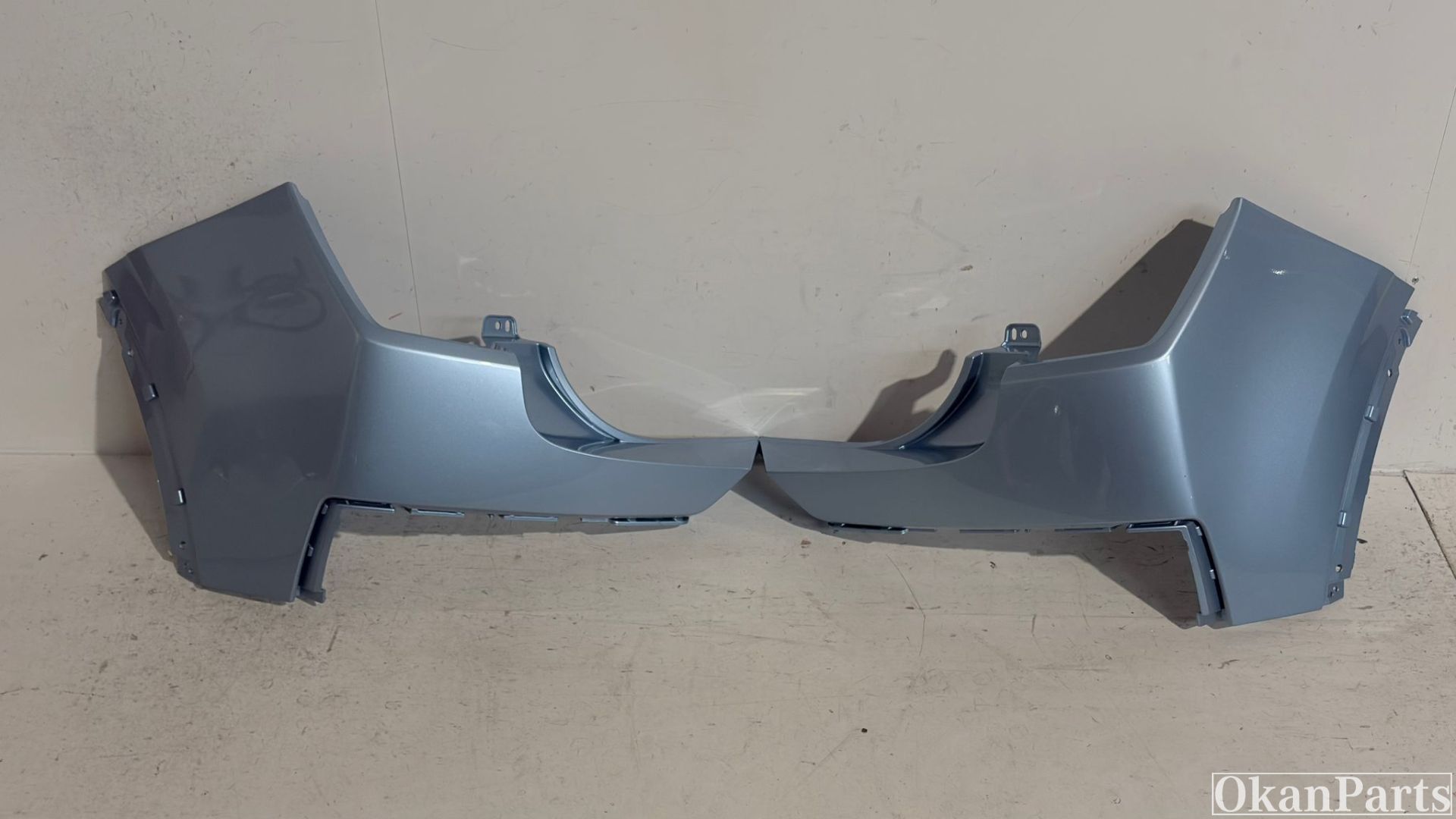 Ford Explorer rear bumper corners R2KB17F782C R2KB17F783C