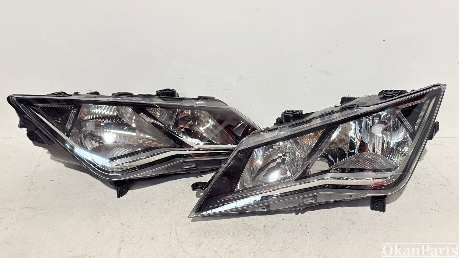 Seat Leon H7 LED Koplamp rechts links 5F1941015B 5F1941016B