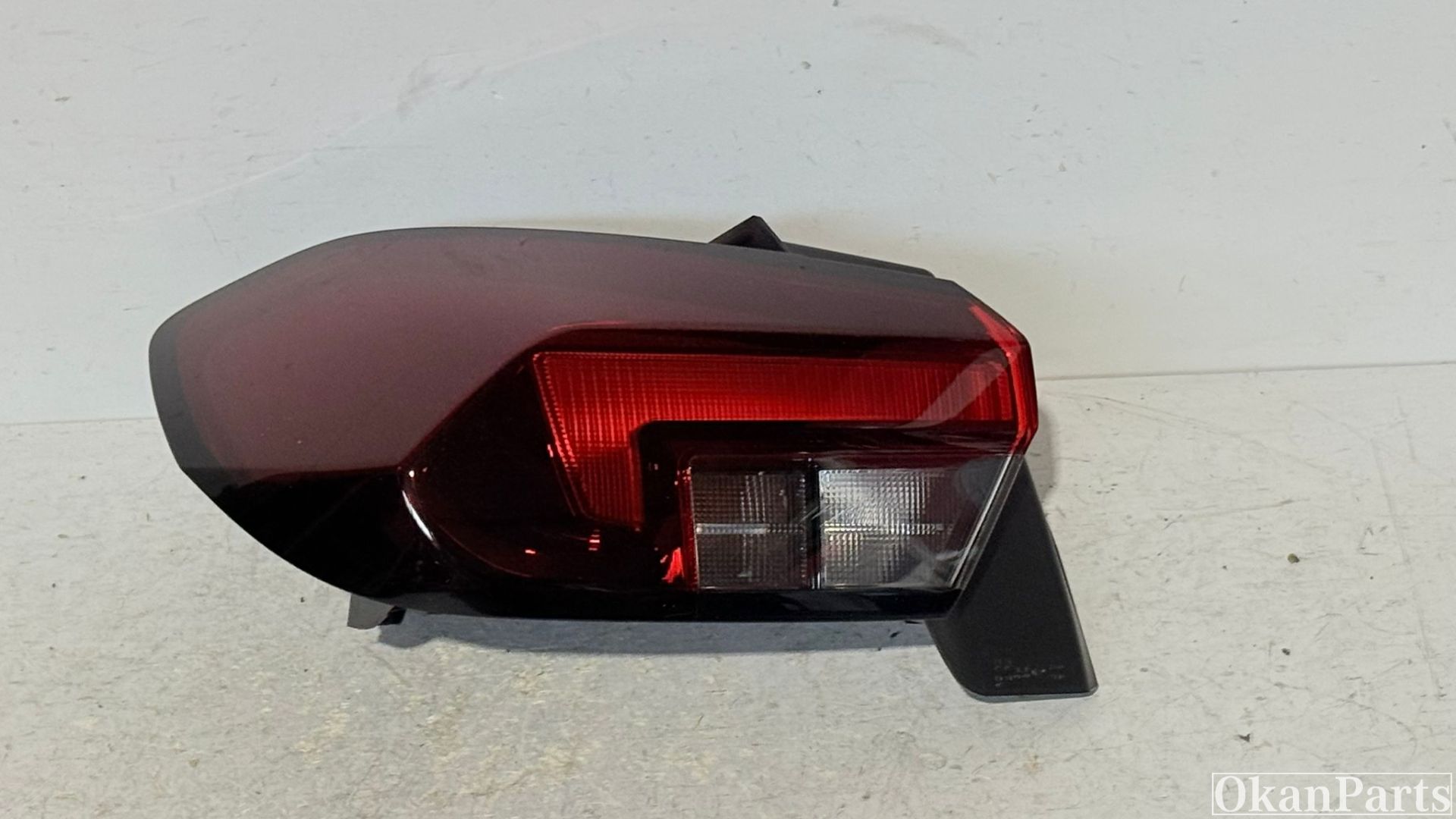 Opel Corsa F linker achterlicht links 9829317380