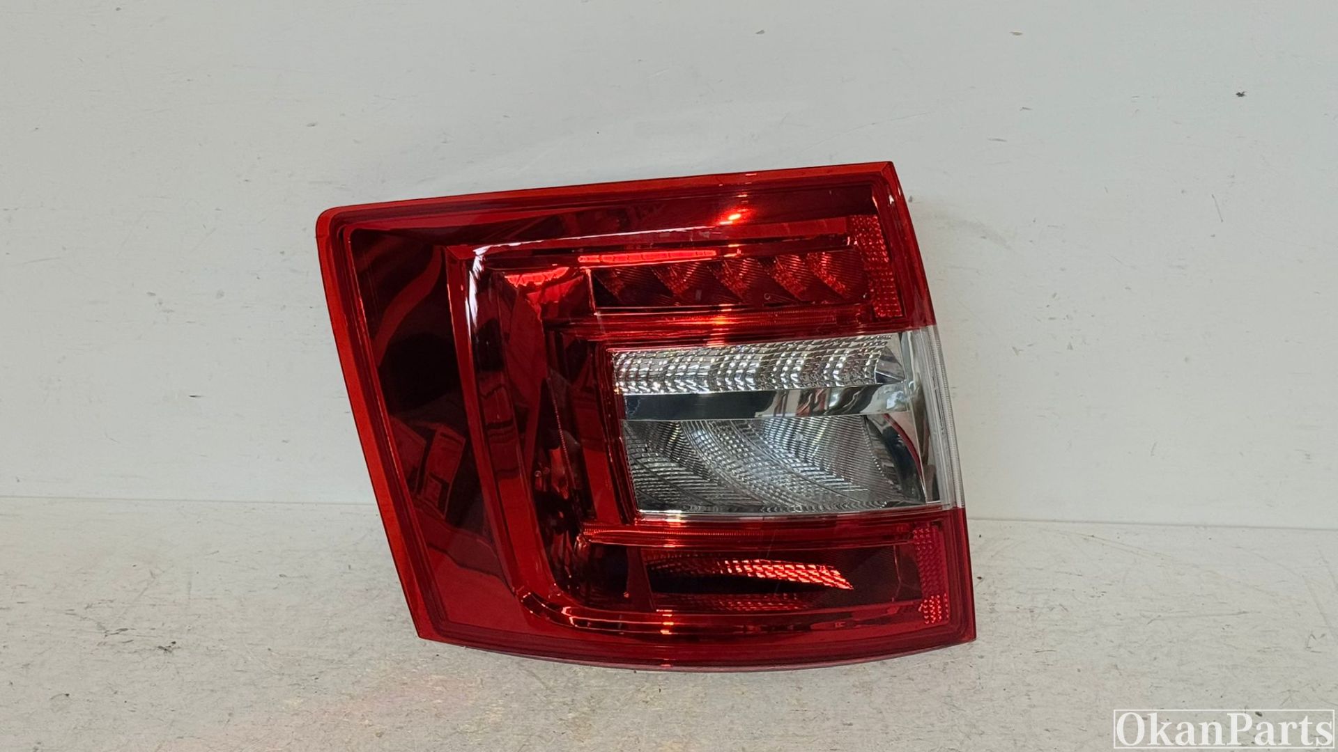 Skoda Octavia 5E LED linker achterlicht links 5E9945111B