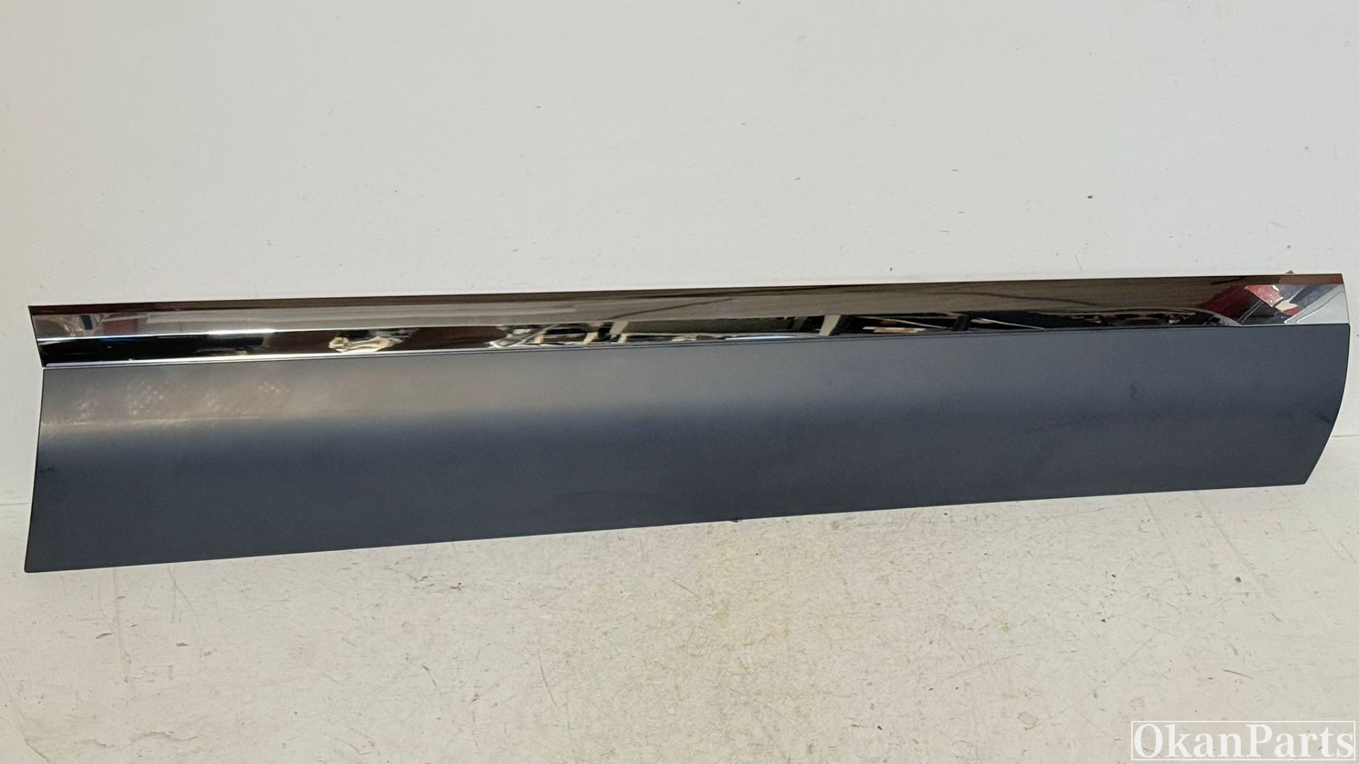 Volkswagen Touareg 7P voor Portierlijst rechts 7P6854940M