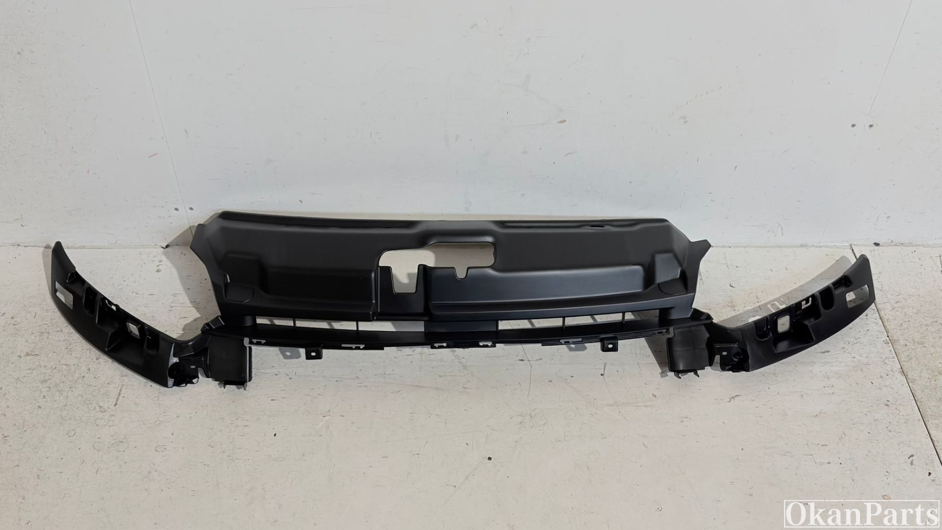 Peugeot 208 I Facelift Grille lijst 9810515477