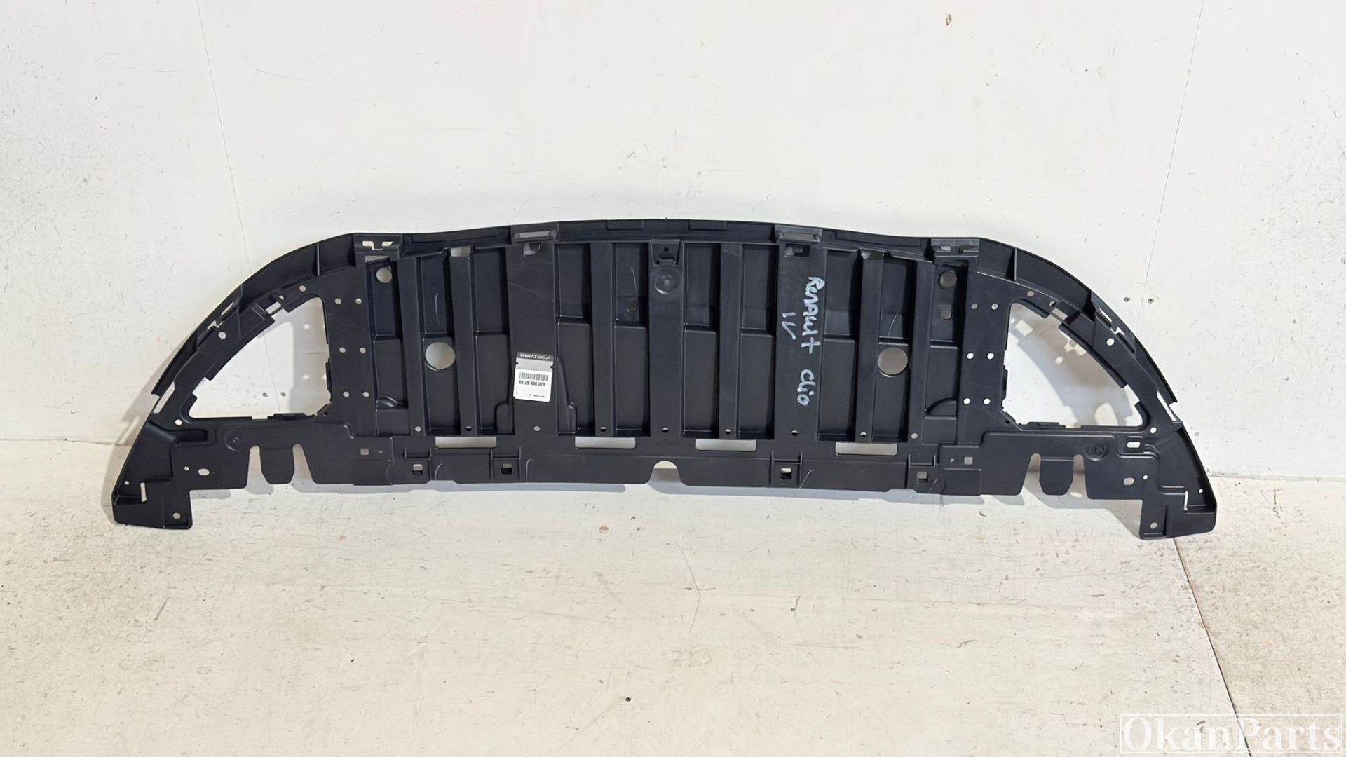 Renault Clio IV Stoßstangen-Grundplatte vorne 622563607R