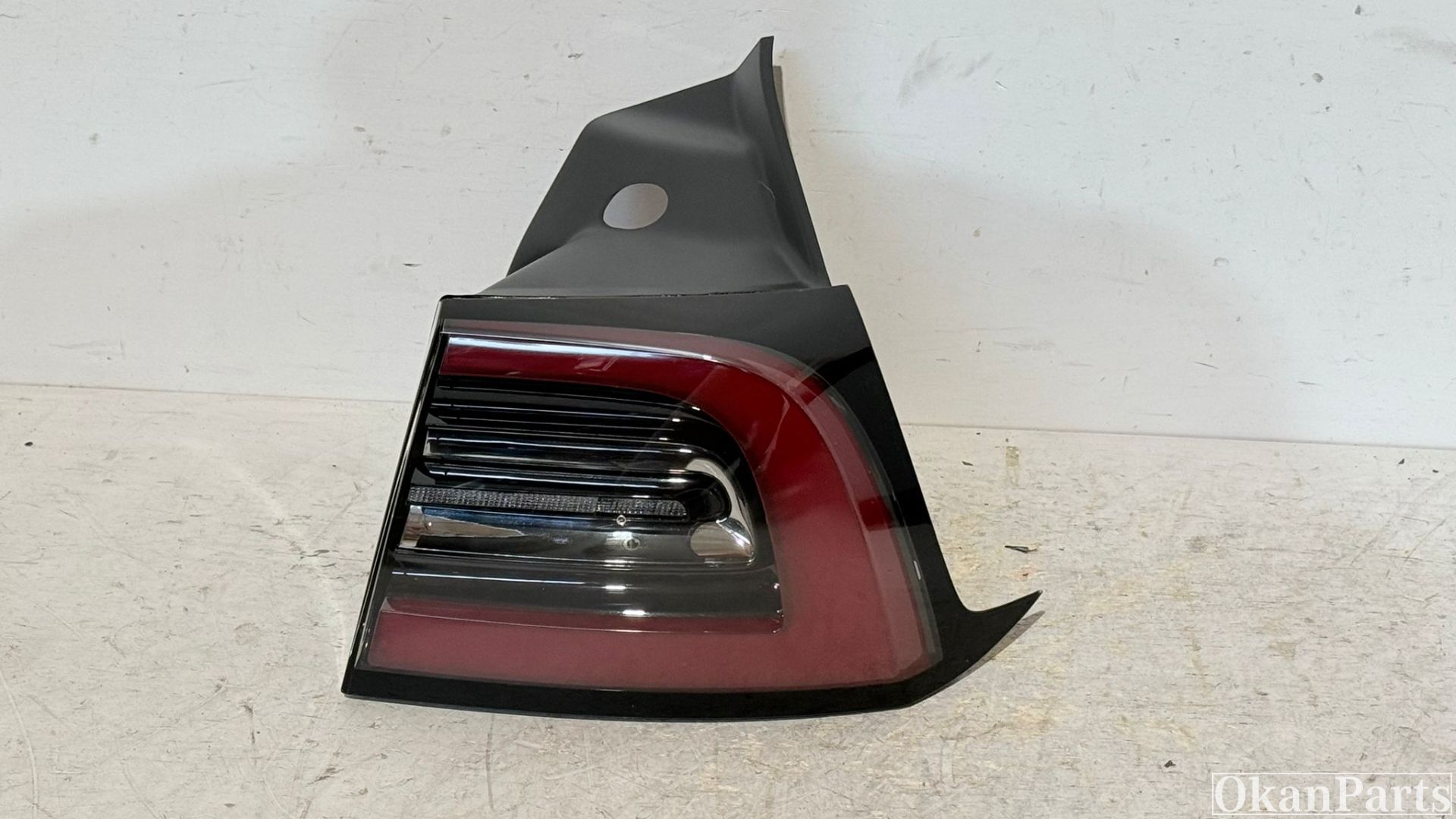 Tesla Model 3 LED rechter achterlicht rechts 1077400-00-C