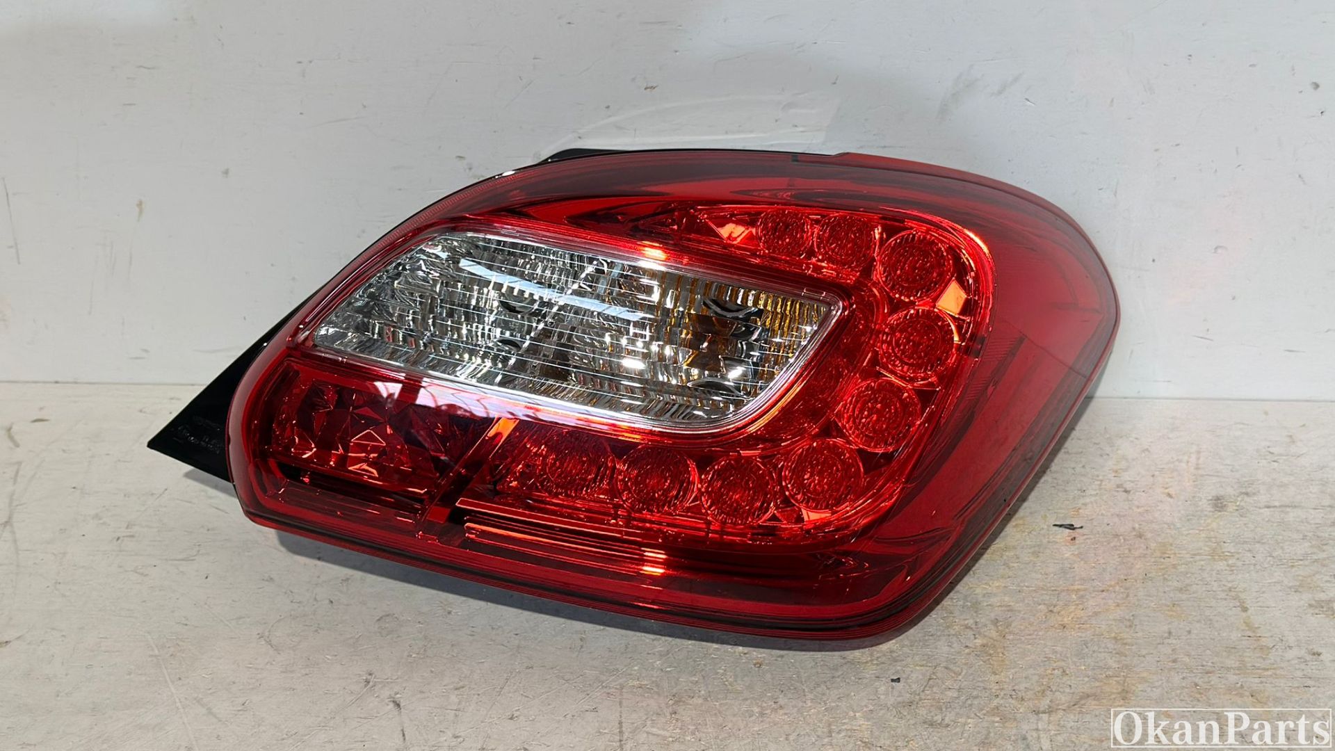 Mitsubishi Space Star rechter achterlicht rechts ADQ051-0000