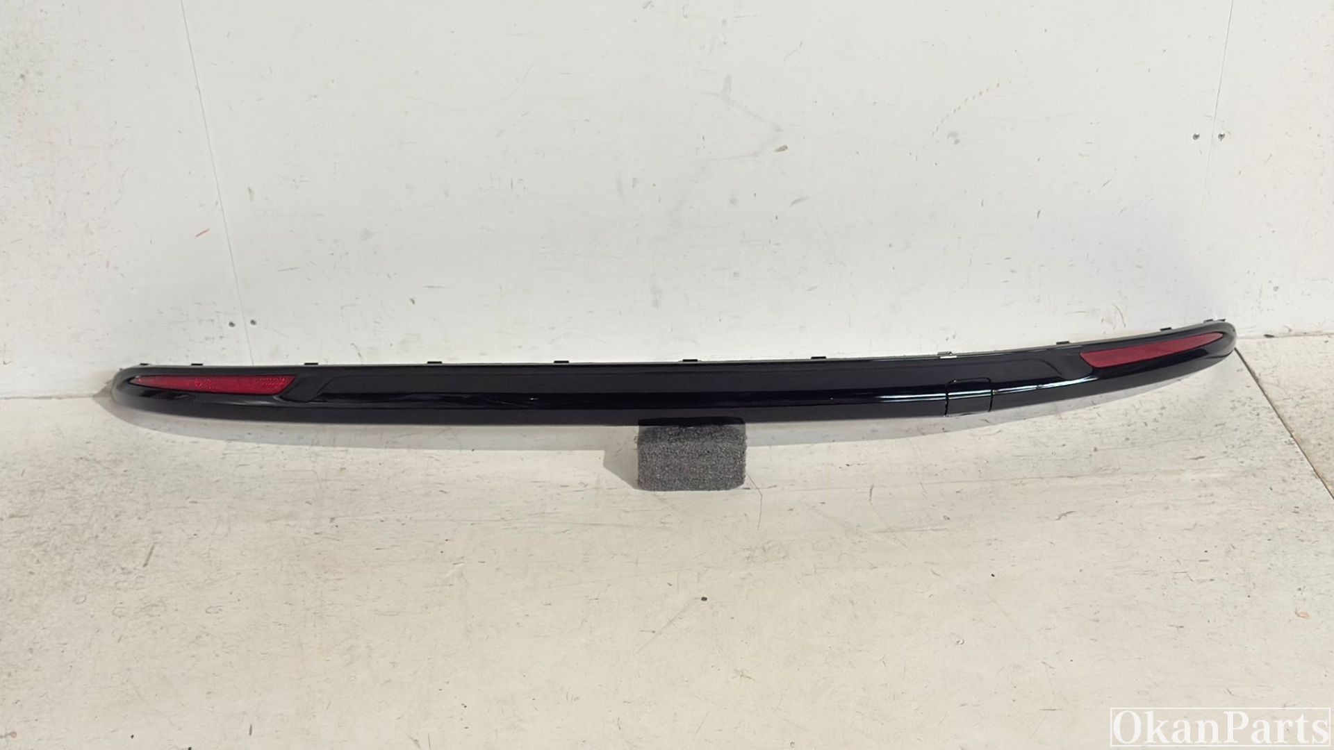 Ford Mondeo V Diffuser DS73-17K922-MAW
