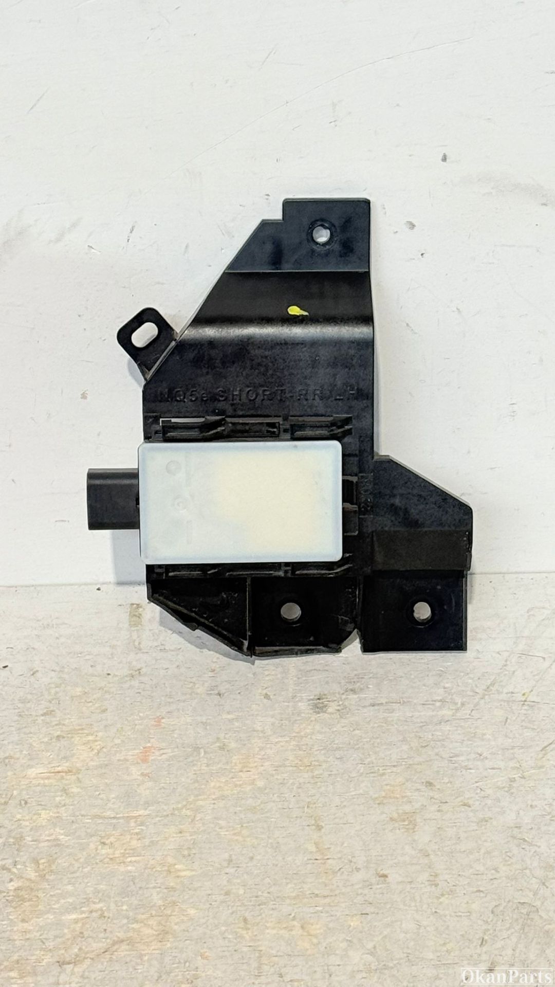 Kia Sportage NQ5e rear bumper angle sensor left 99140R2100