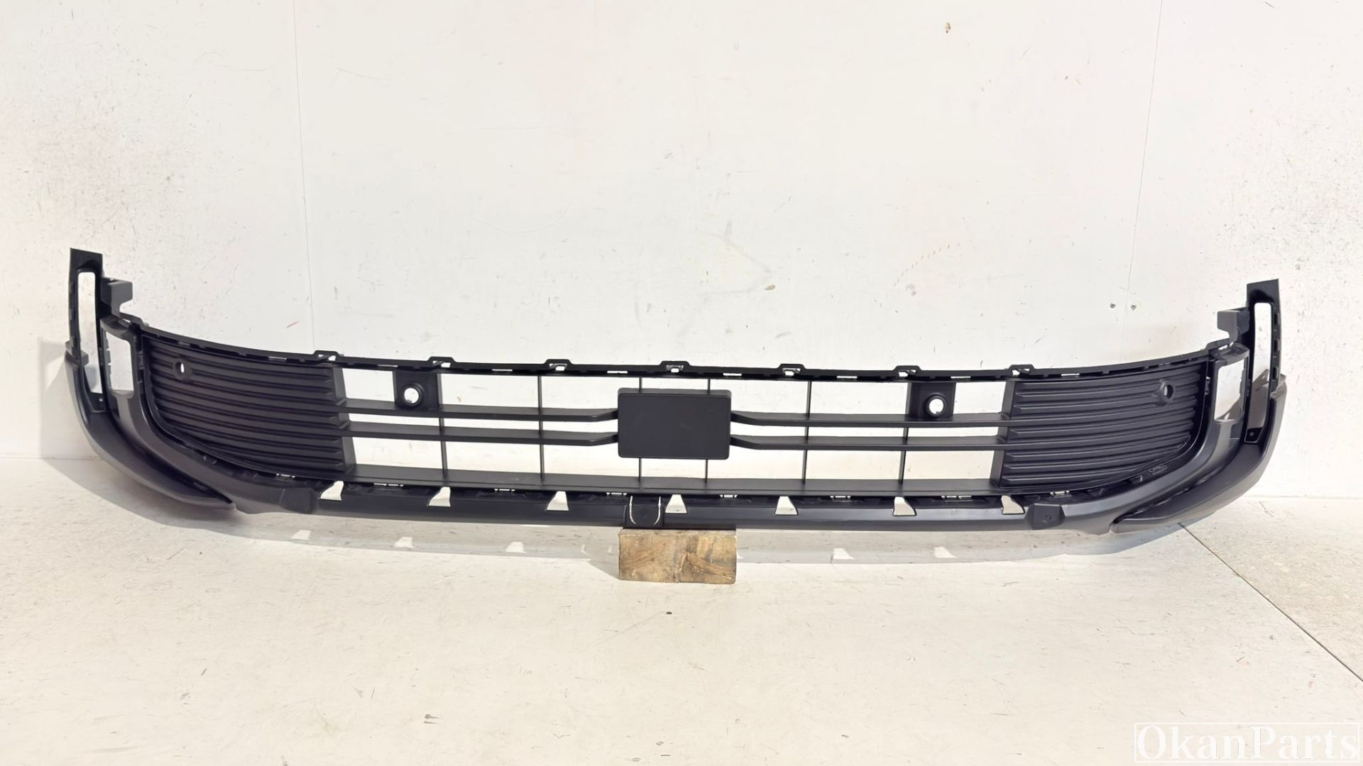 Ford Explorer VI voor bumperspoiler R2KB-17C831-C