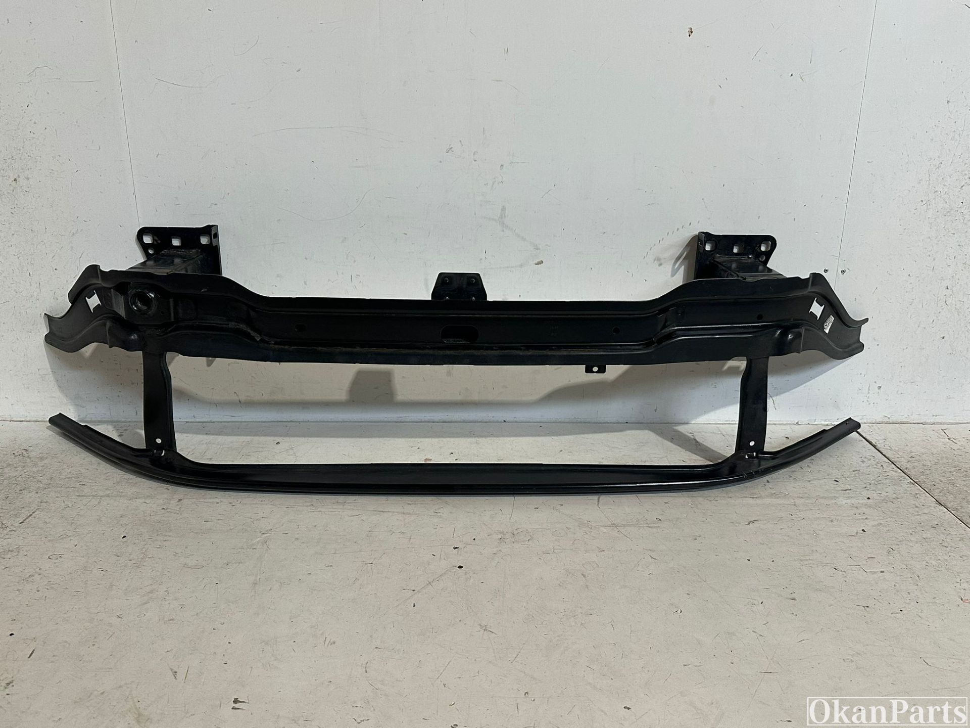 Volkswagen Tiguan 5NA front bumper beam 5NA807611