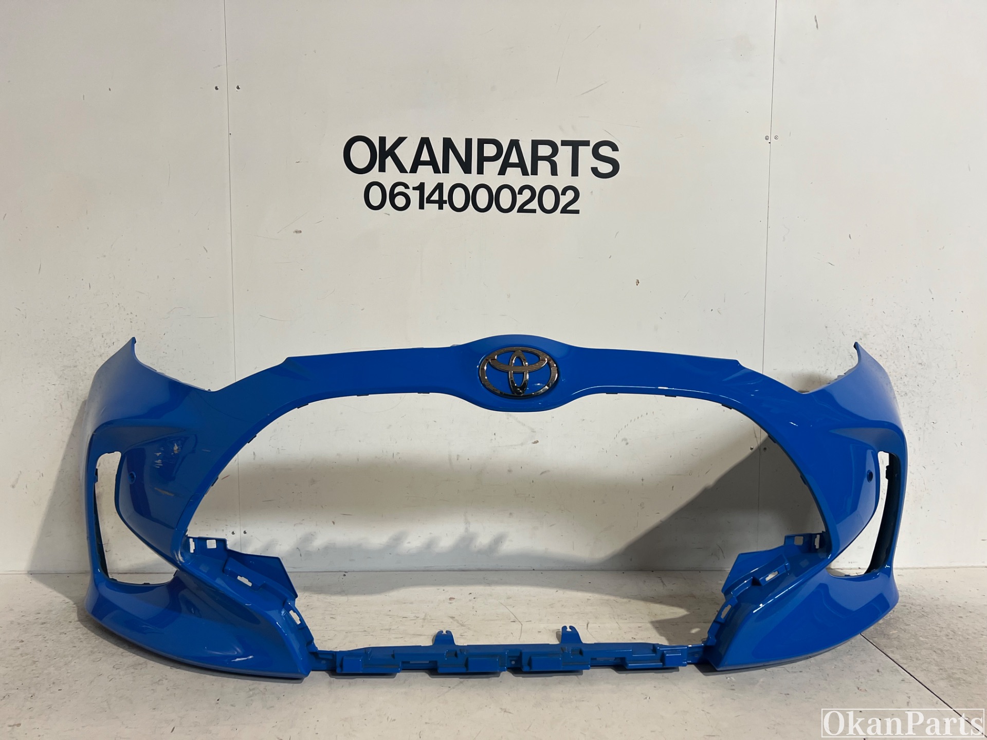 Toyota Yaris XP210 Voorbumper 3200101166
