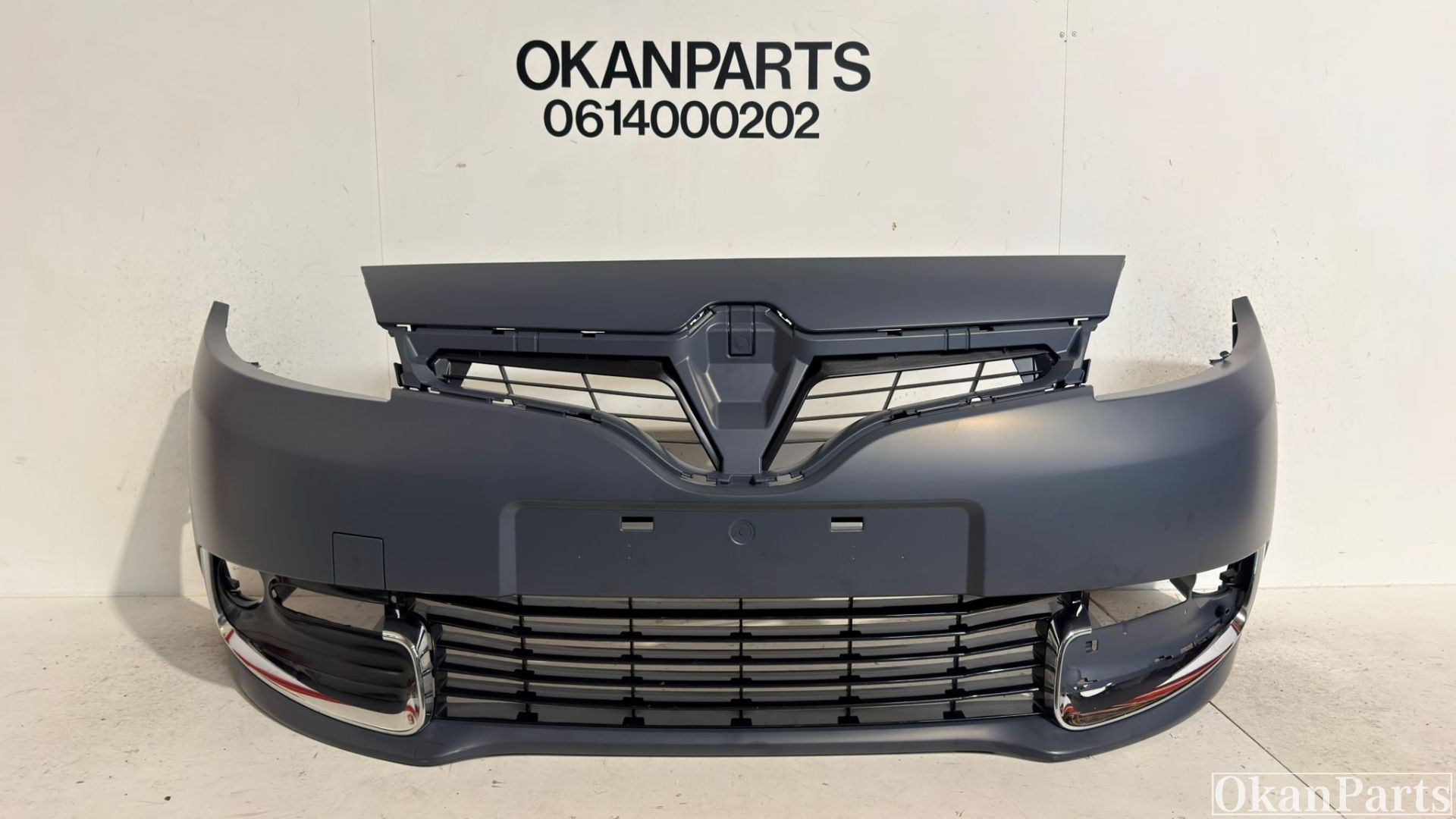 Pare-chocs avant Renault Scenic III Facelift 620222347R