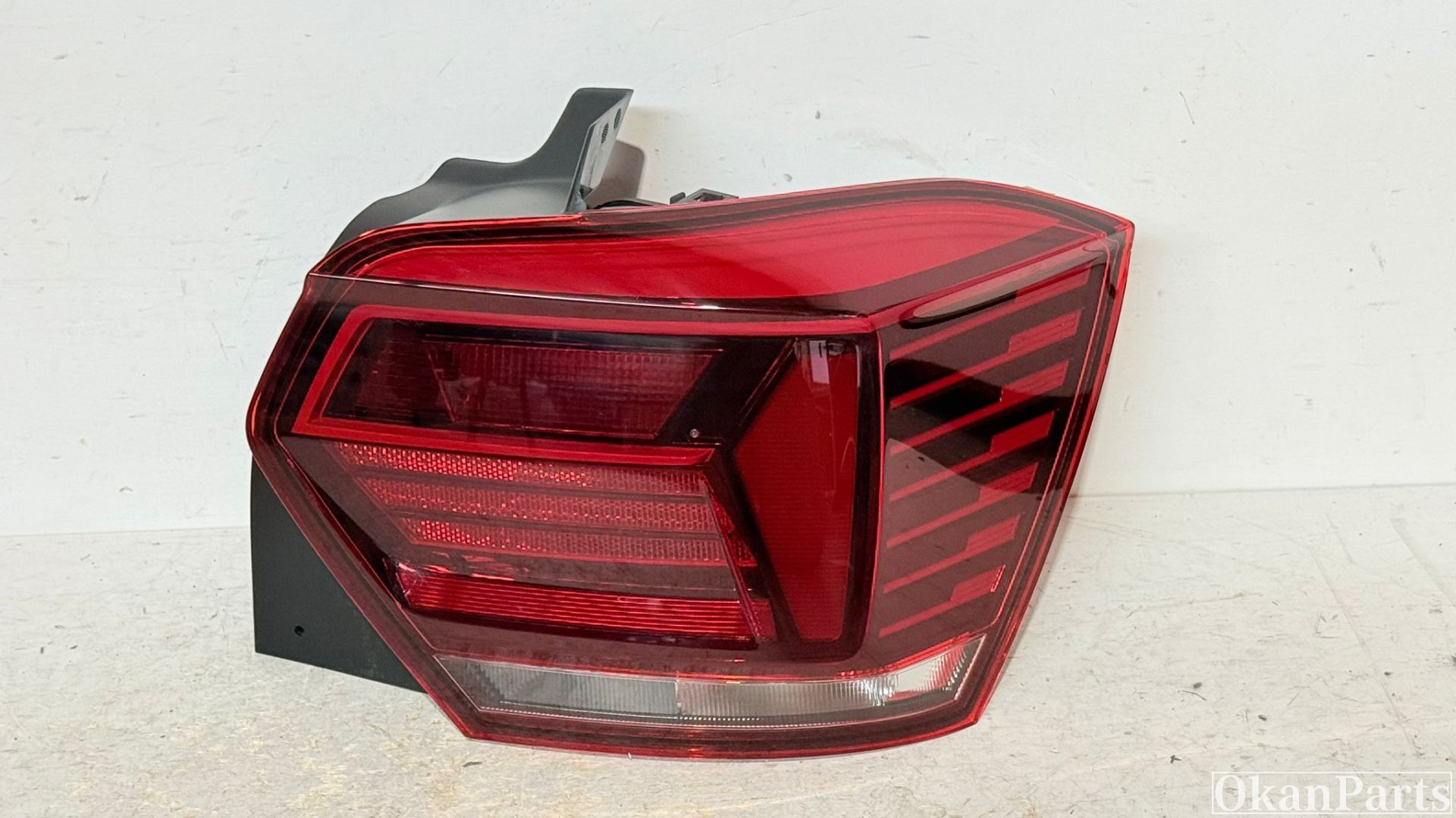 Volkswagen Polo 2G rechter achterlicht rechts 2G0945096B