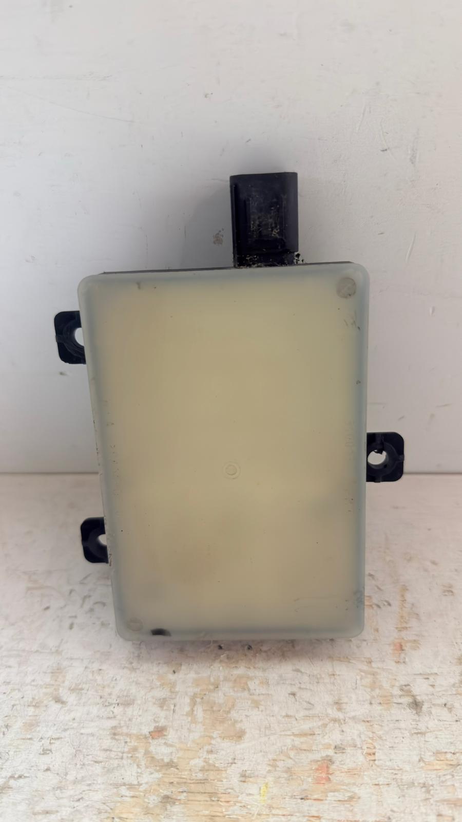 Lynk & Co 01 dode hoek sensor 8891752564