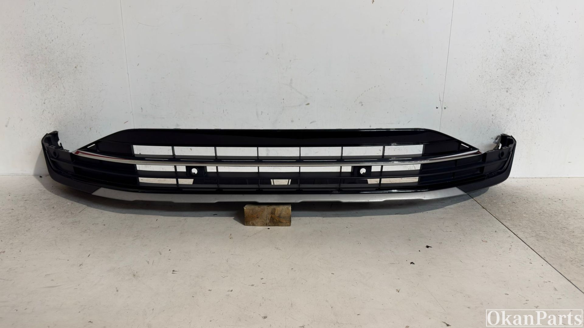 Volkswagen Tiguan 5NA Facelift voor bumperspoiler 5NA805903J