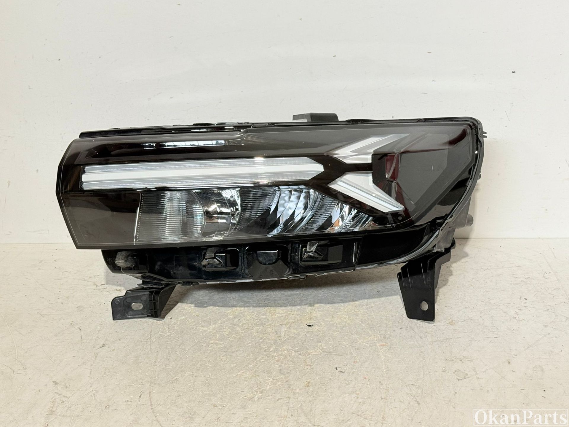 Dacia Duster III LED linker koplamp links 260603515R