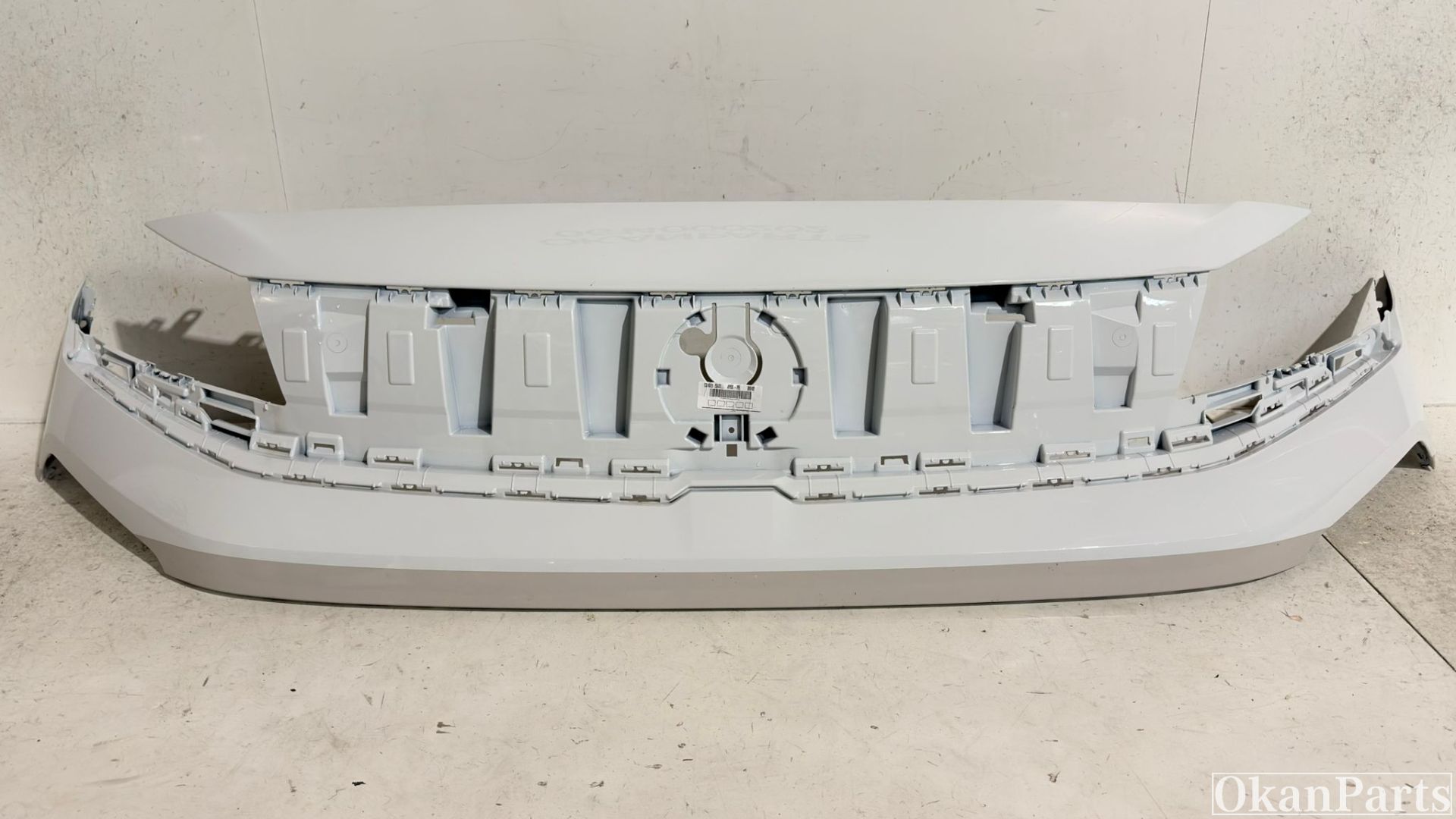 Opel Vivaro C voorbumper bovenkant grille 9849388580