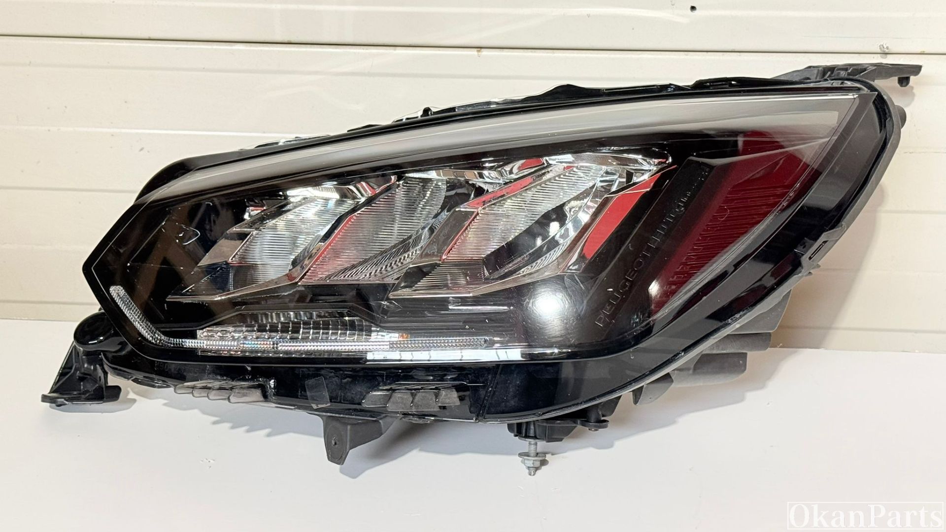 Peugeot 208 II 2008 II LED linker koplamp links 9833036380