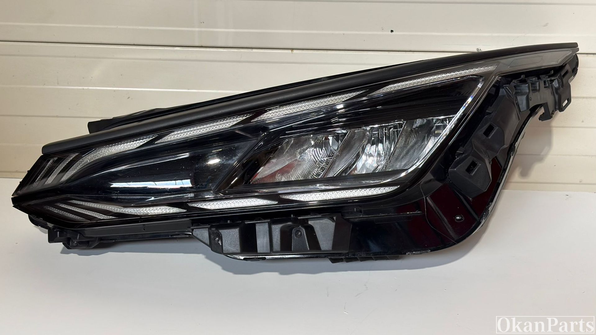 Kia EV6 LED linker koplamp links
