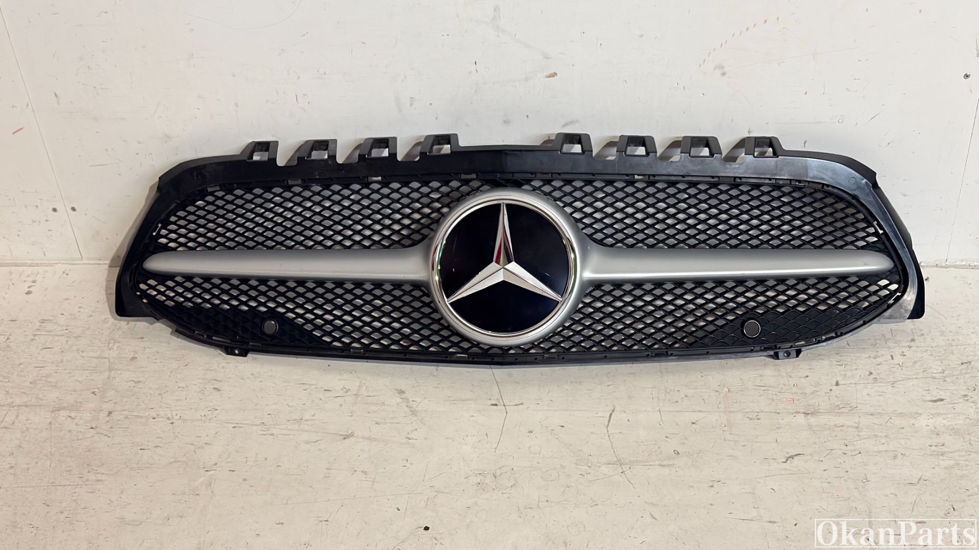 Mercedes-Benz A-klasse W177 Grille A1778880000