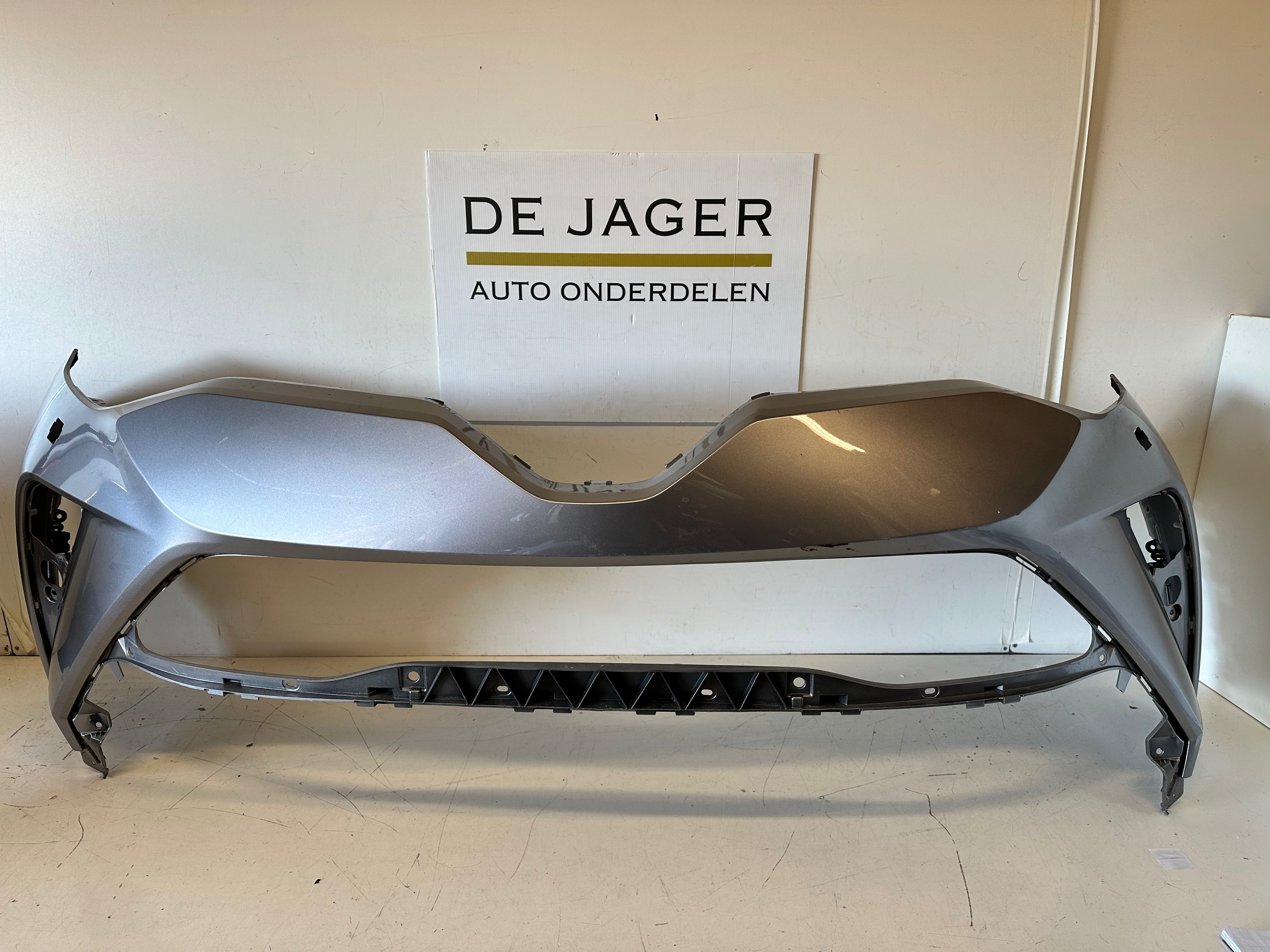 TOYOTA C-HR CH-R FACELIFT FRONT BUMPER BUMPER 52119-10450