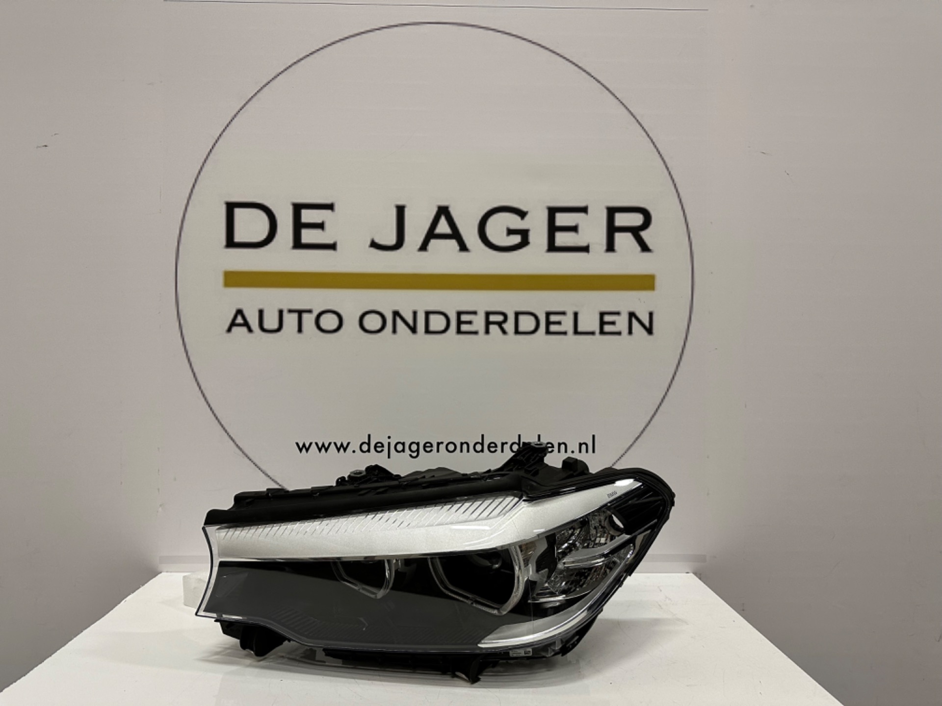 BMW G30 G31 5er VOLL-LED-SCHEINWERFER RECHTS 8499115-01