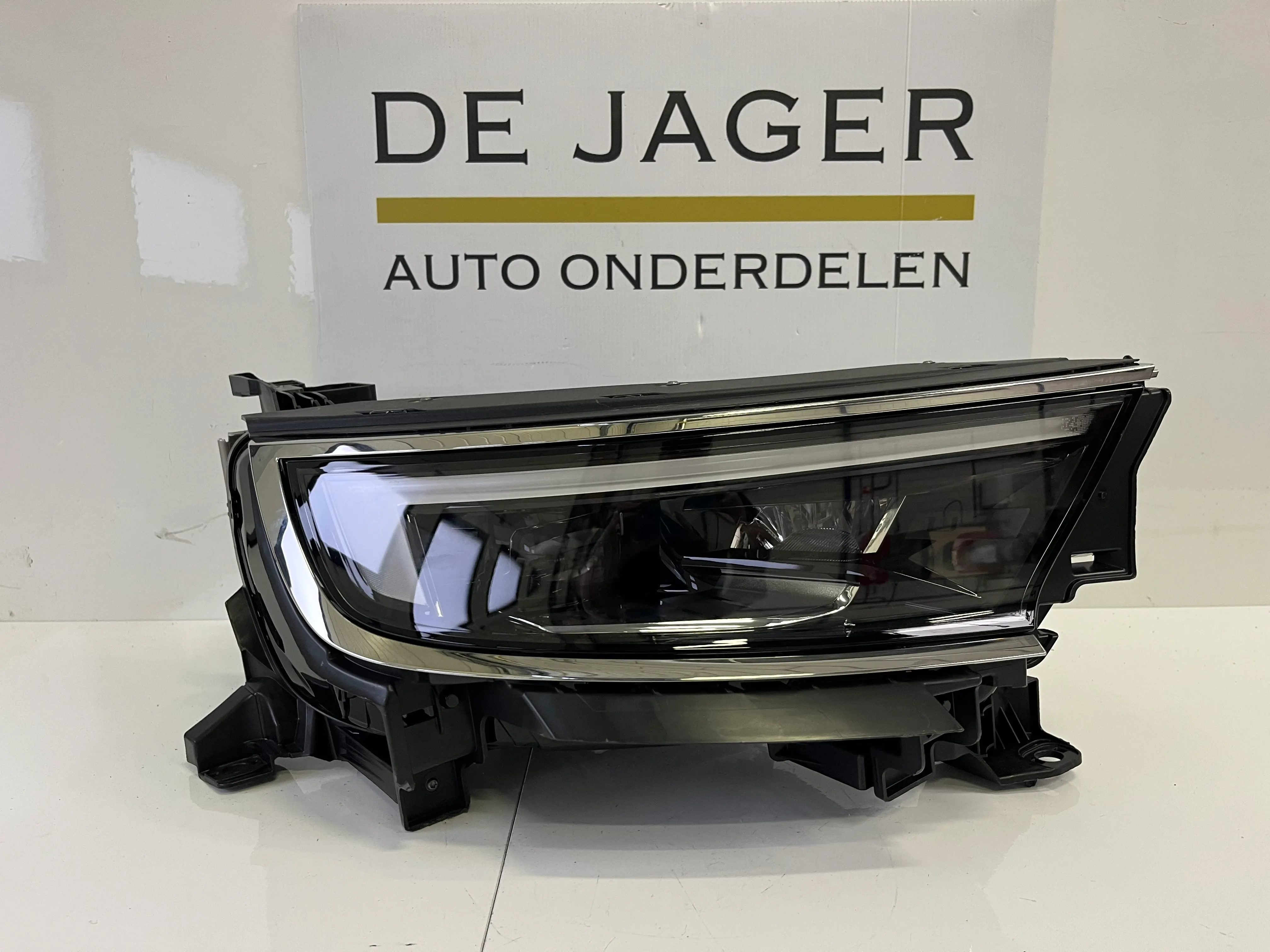 OPEL MOKKA II B LED KOPLAMP RECHTS 9834016680