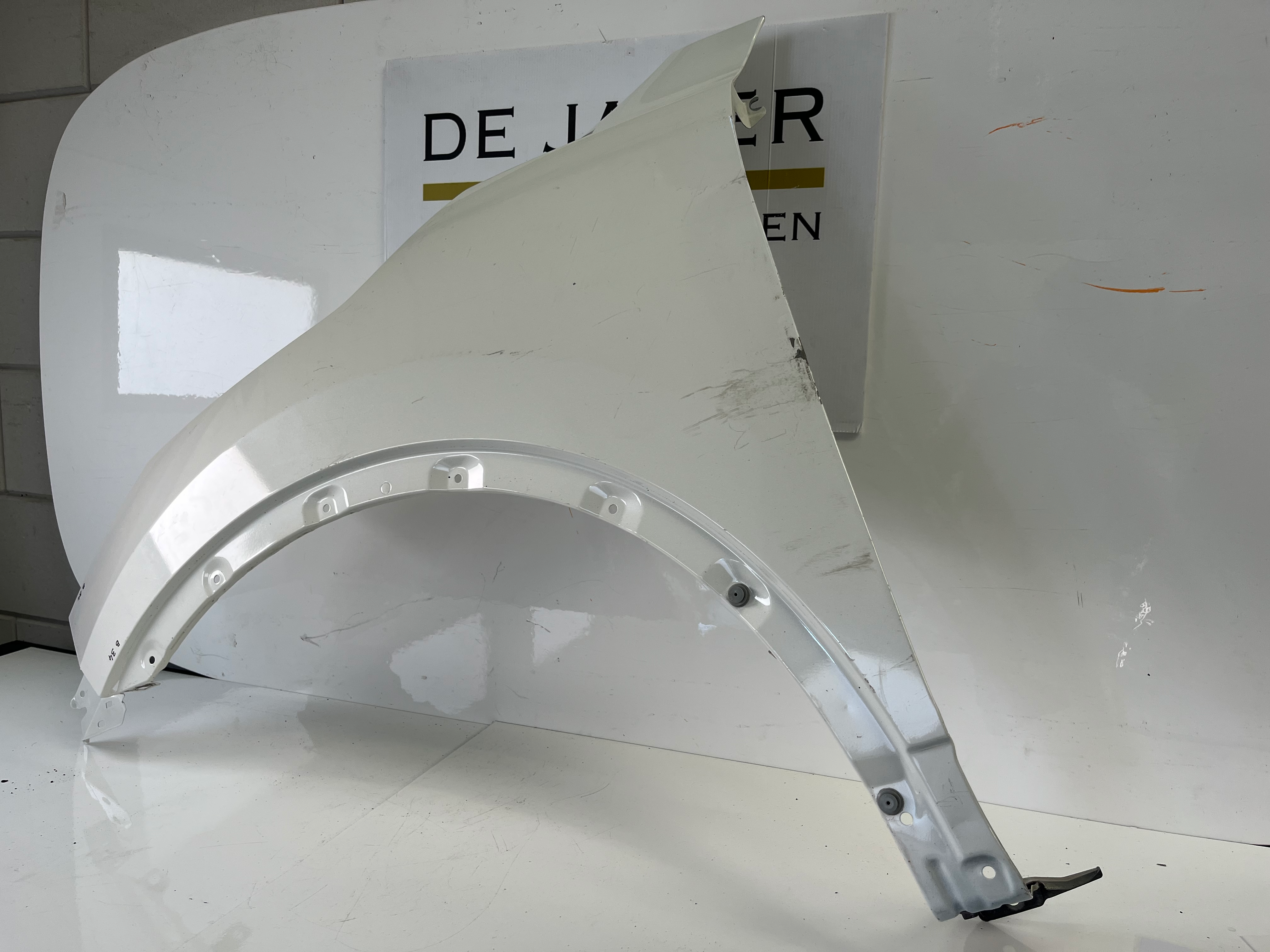 3D2AC555-E_1685378526941.webp