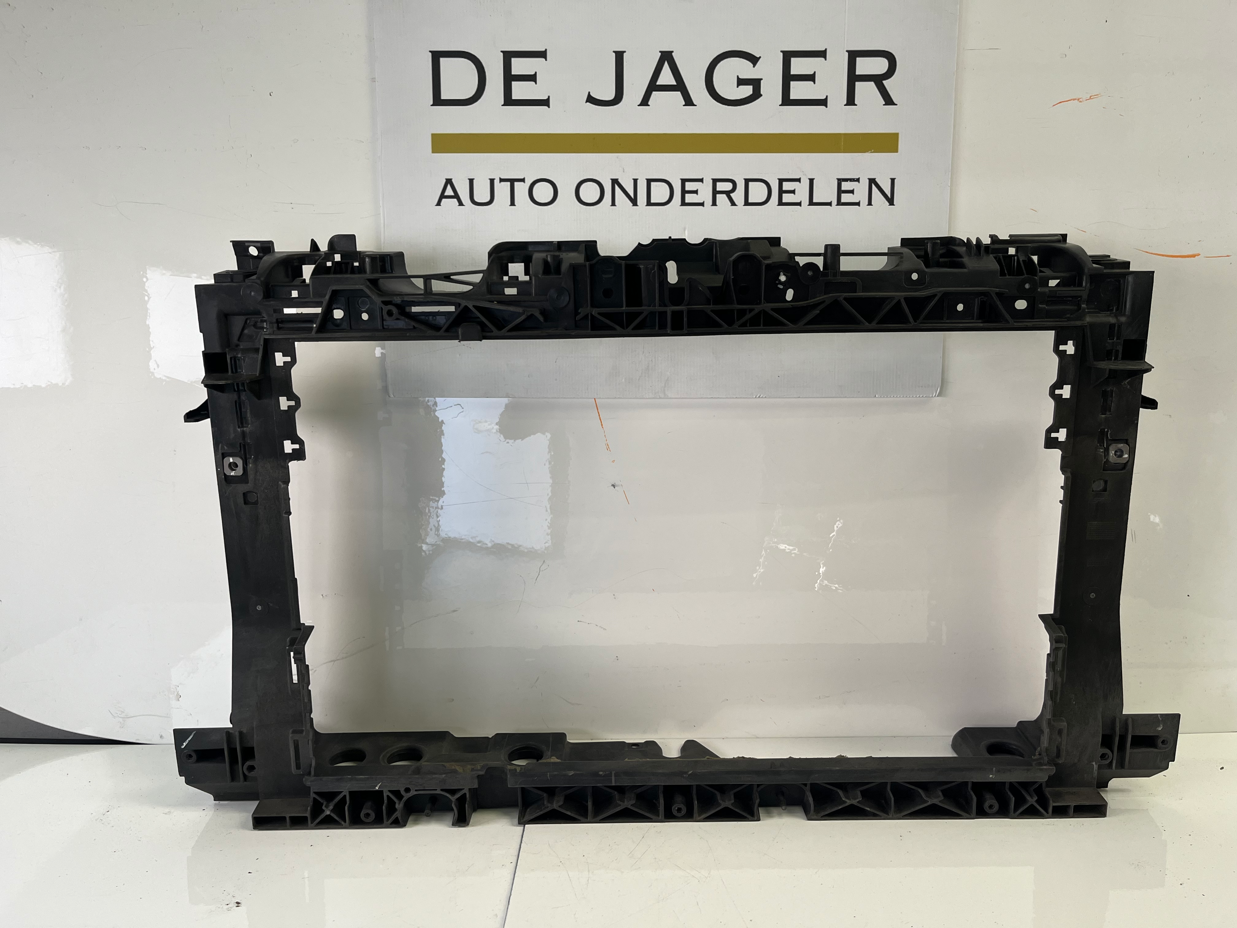 FORD FIESTA MK8 FRONT VOORFRONT JT76-8B041-C 2017-